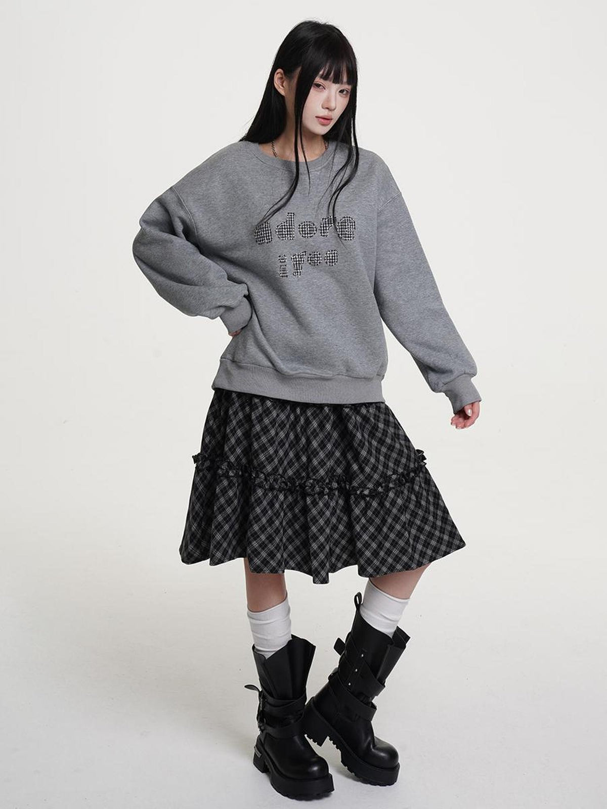 VEEMIX Fleece Lined Letter Patch Round Neck Loose Fit Women&
