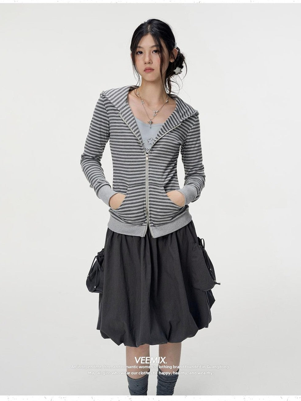 VEEMIX Striped Zip Front Kangaroo Pocket Slim Fit Women&