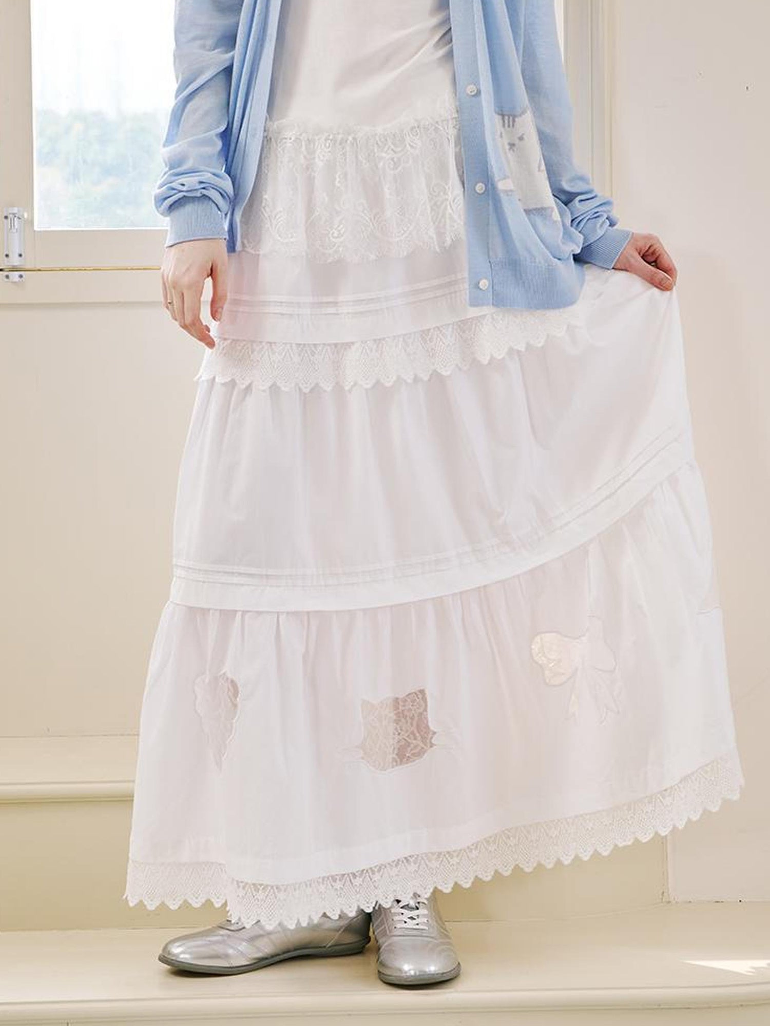 DIDDI MODA Vacation Inspired Geometric Lace Embroidered Maxi Skirt