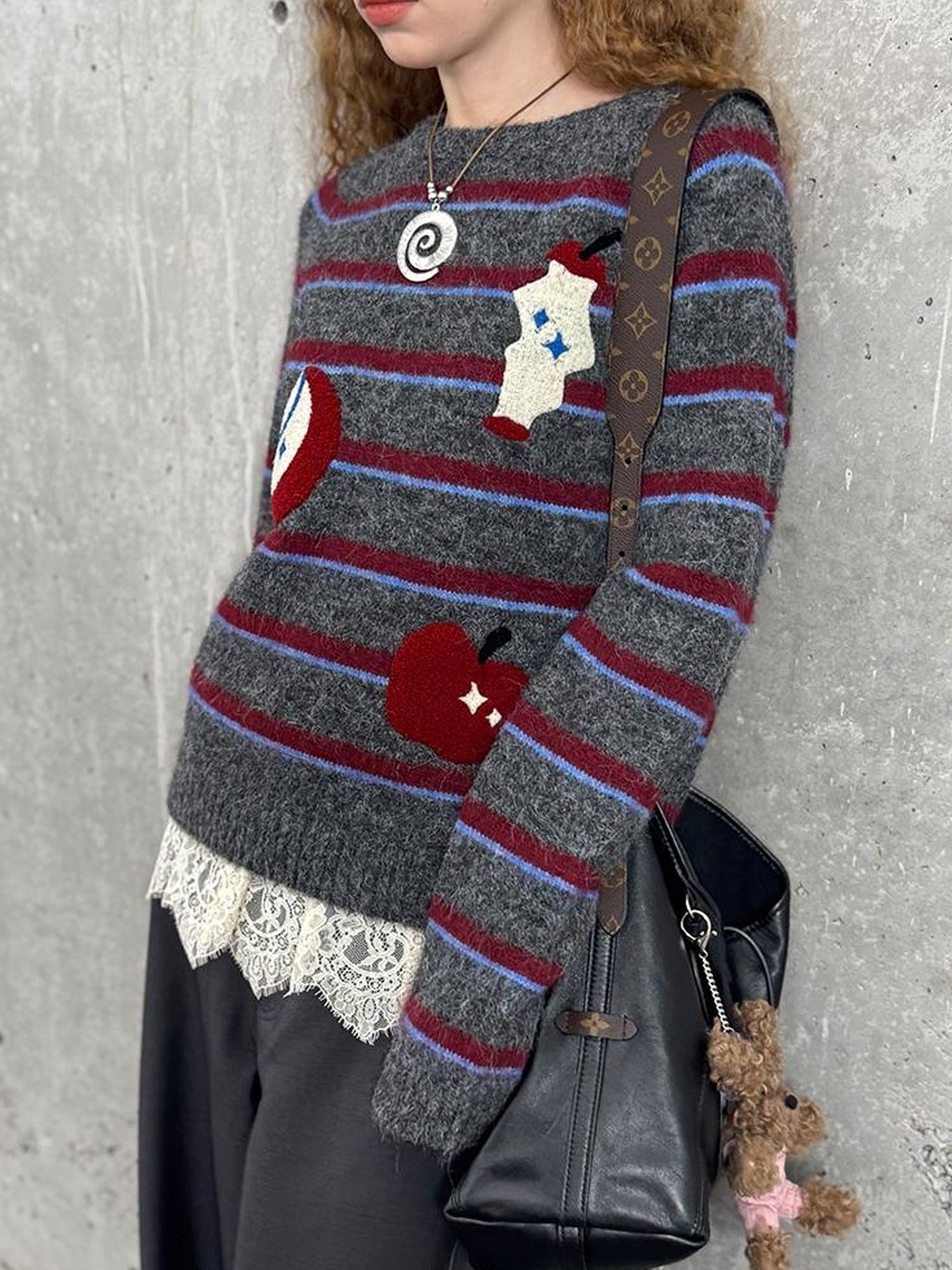 DIDDI MODA Vintage Apple Embroidered Striped Mohair Sweater