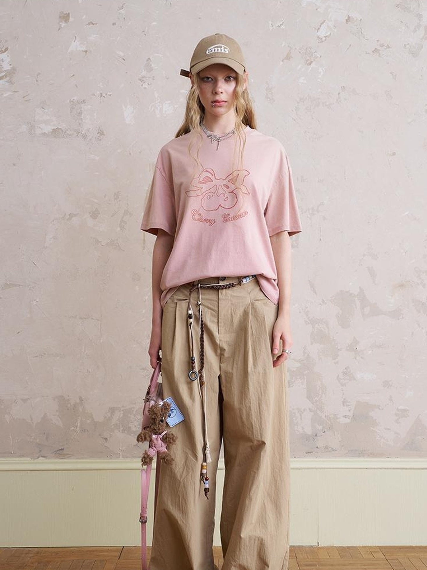 DIDDI MODA Vintage Cherry Bow Embroidered Washed Tee