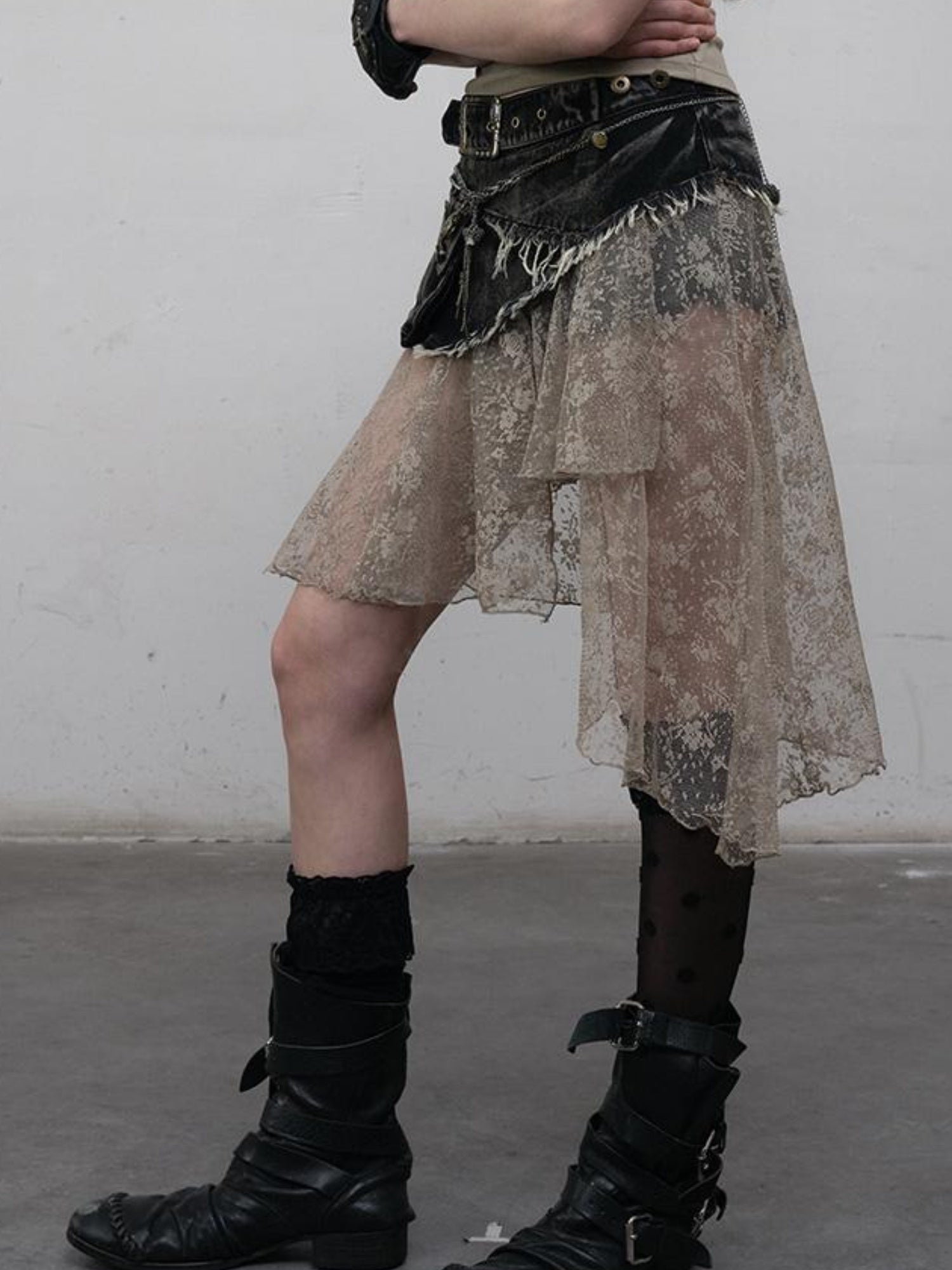 NO ROMANCE Vintage Distressed Denim Skirt Pants With Lace Trim