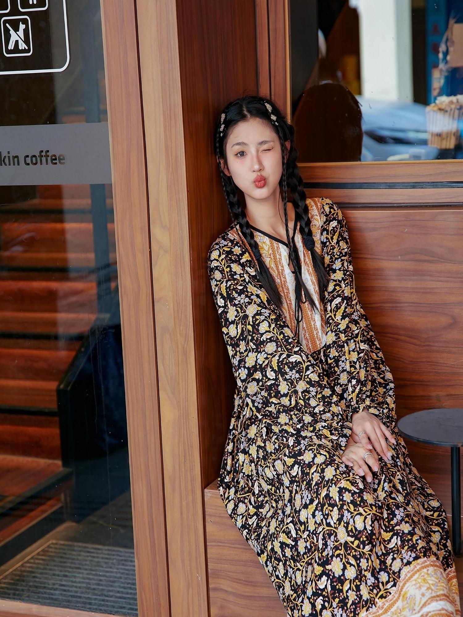 Sweet Mi Vintage Floral Maxi Dress