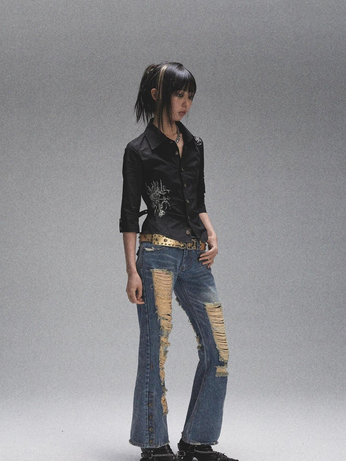 NONAME SPACE Vintage Heavy Washed Distressed Flared Jeans