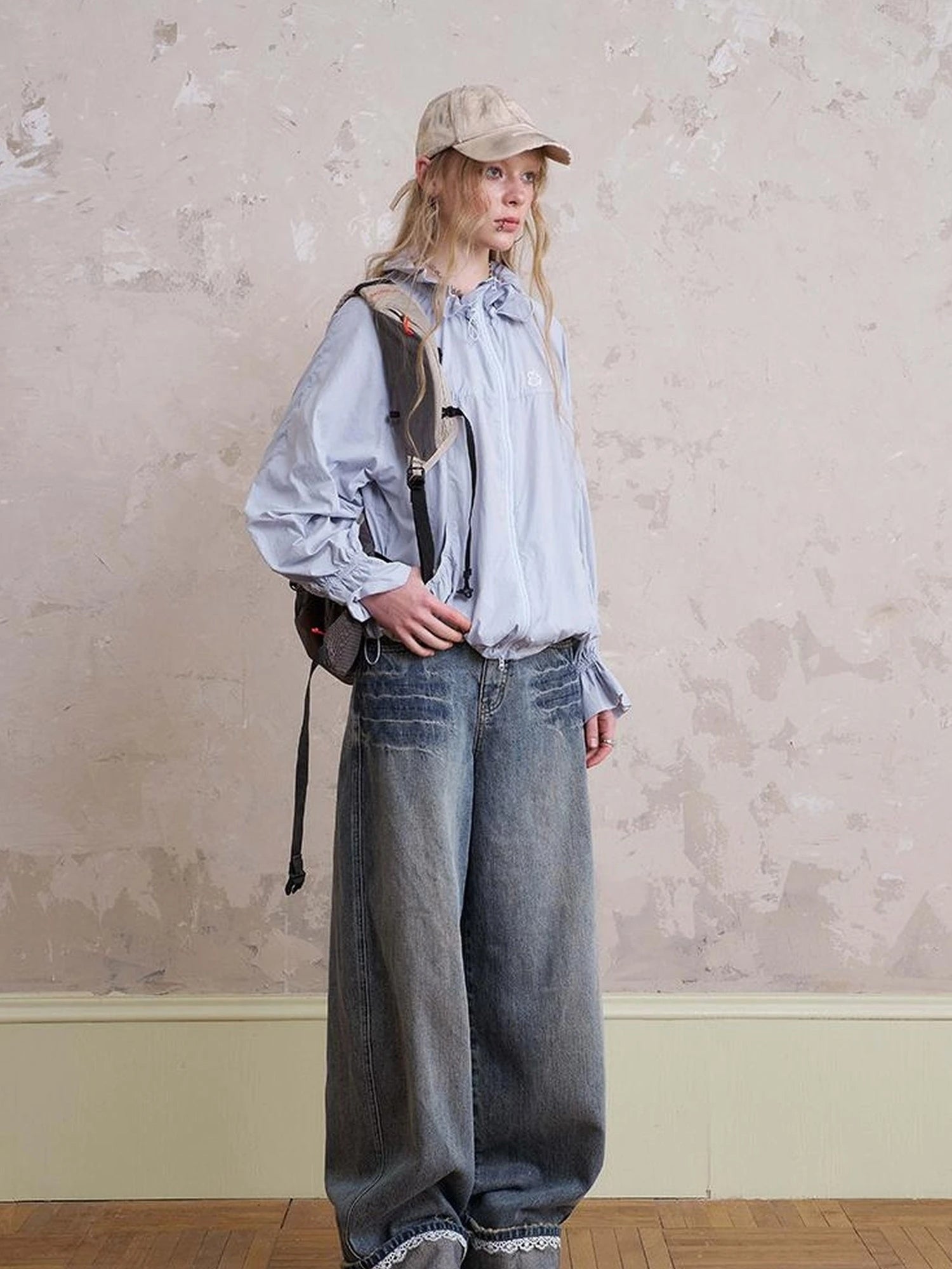 Vintage Lace Trimmed Distressed Relaxed Fit Jeans