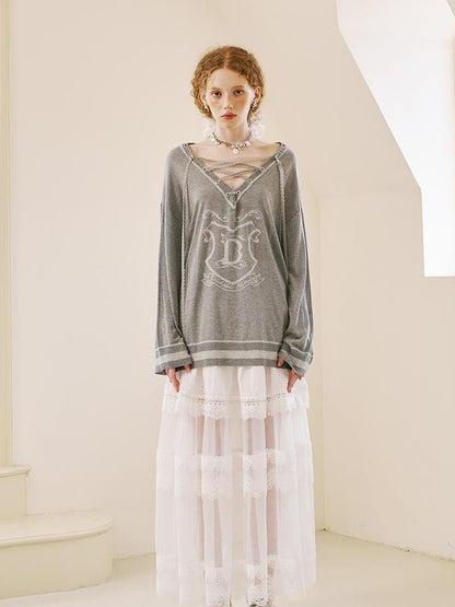 DIDDI MODA Vintage Lace Up V Neck Knit Top With Embroidered Crest