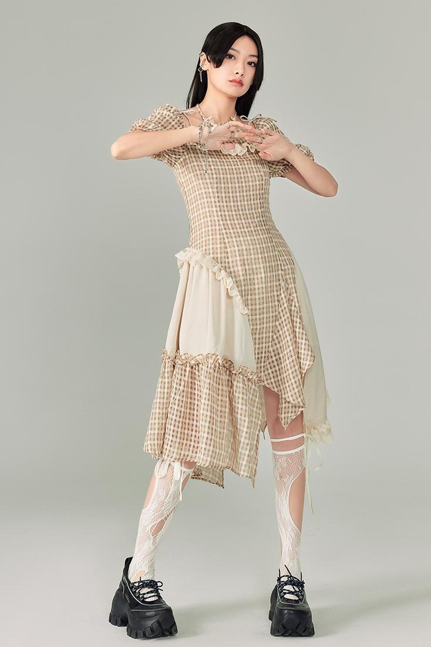 DIDDI MODA Vintage Plaid Halter Dress With Asymmetric Hem Lace Trim