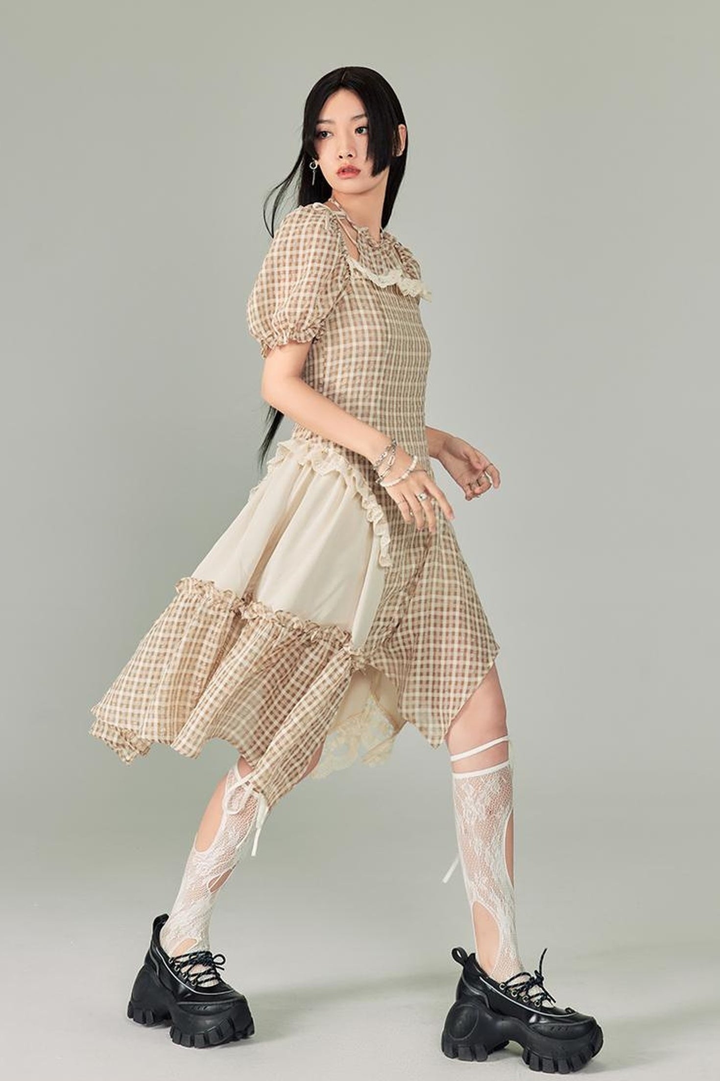 DIDDI MODA Vintage Plaid Halter Dress With Asymmetric Hem Lace Trim