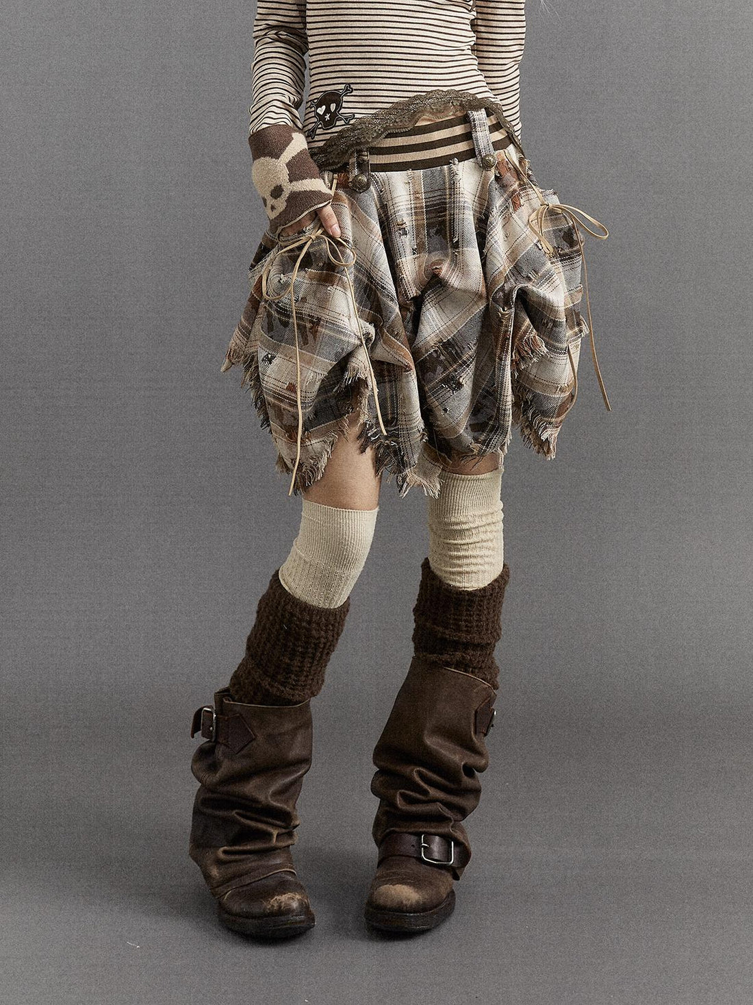 NO ROMANCE Vintage Punk Baroque A-Line Plaid Ruffled Skirt