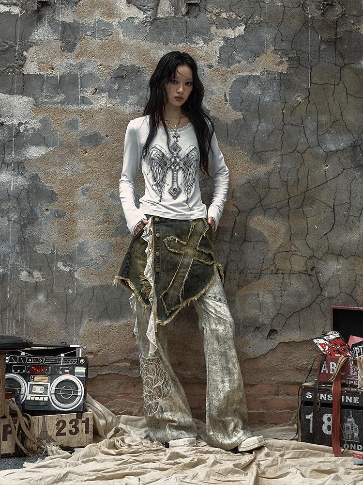 NO ROMANCE Vintage Punk Distressed Embroidered Rose Flared Pants Low-Rise Jeans