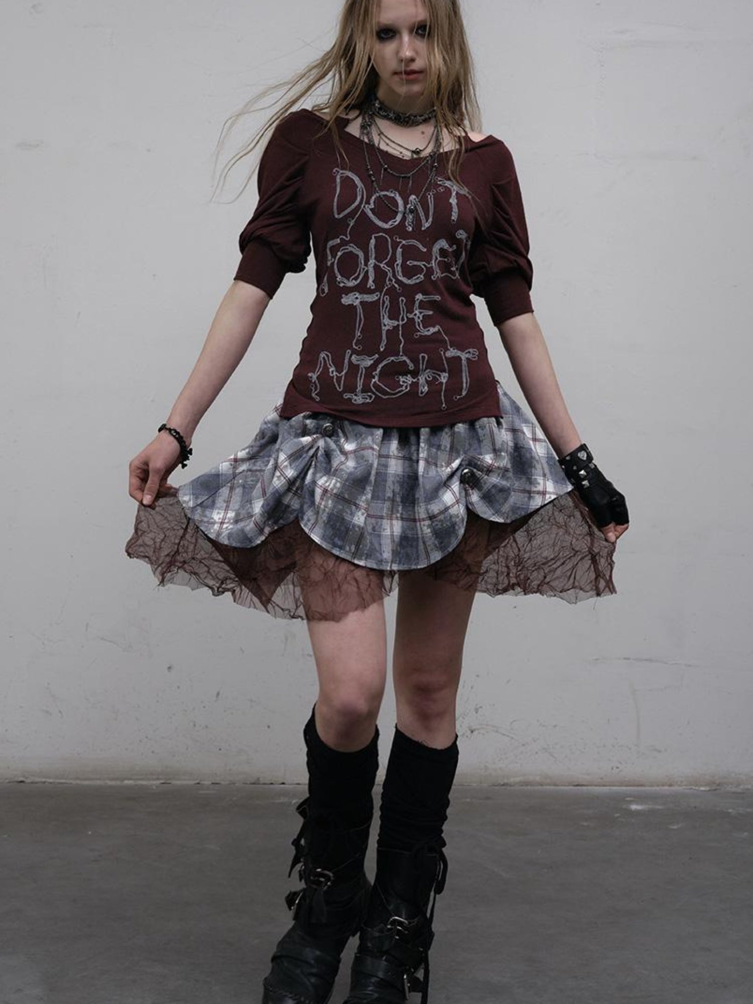 NO ROMANCE Vintage Punk Off-Shoulder Puff Sleeve Stretch Knit T-Shirt
