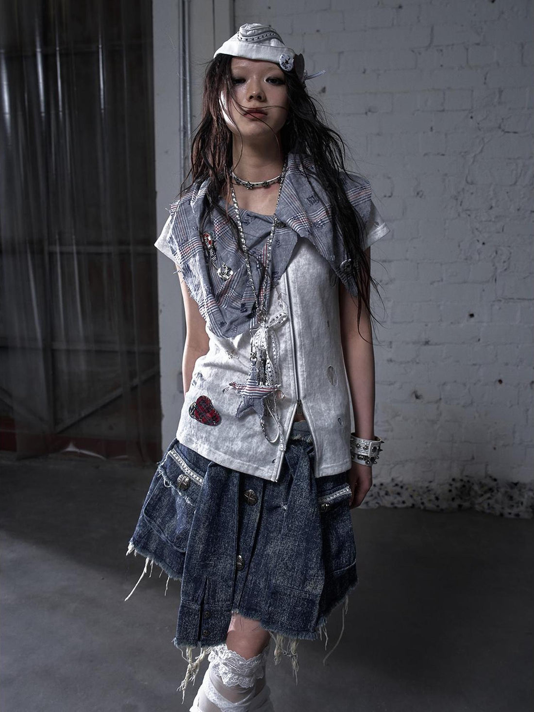NO ROMANCE Vintage Punk Plaid Patchwork Neckline Distressed T-Shirt