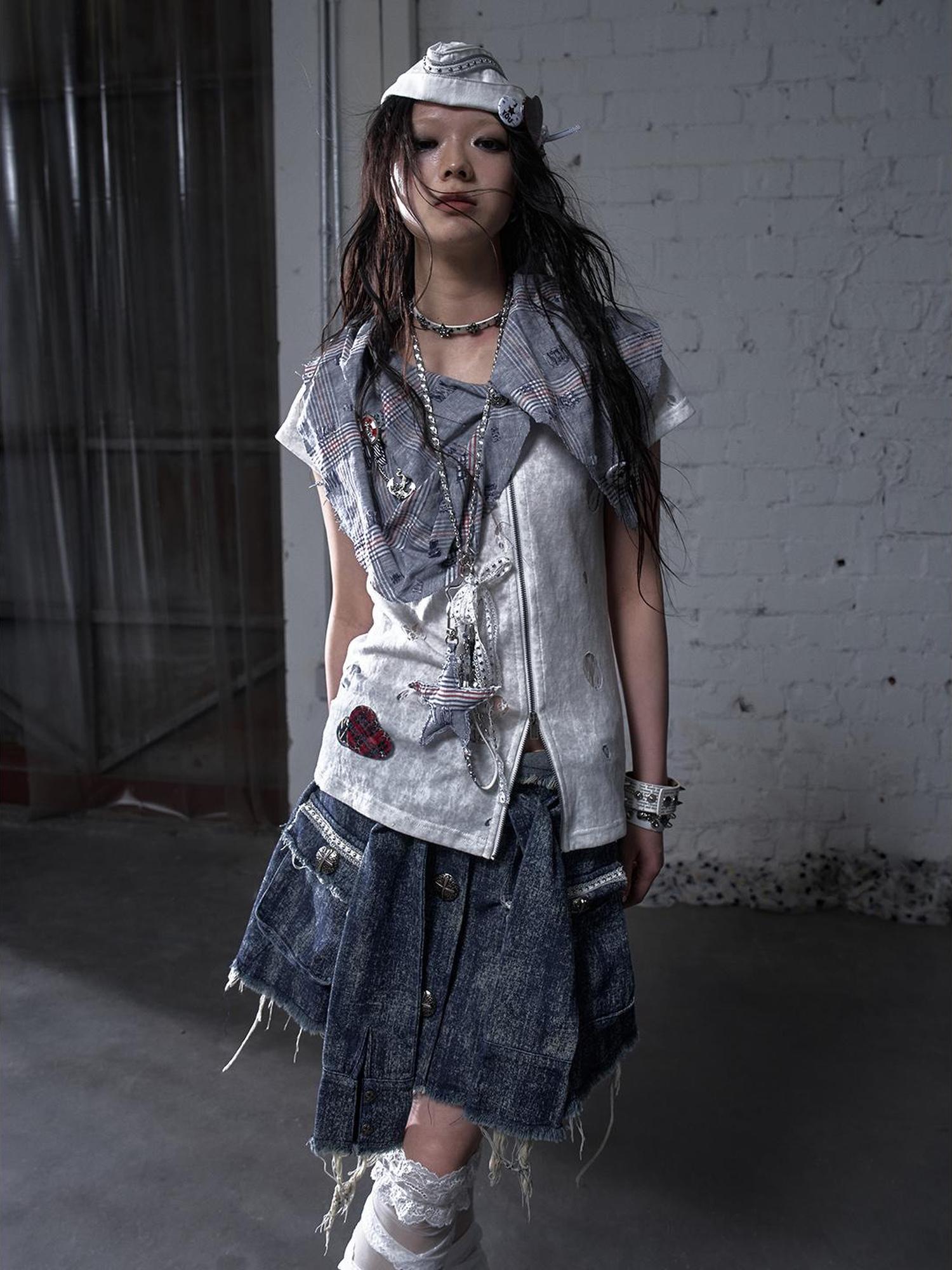 NO ROMANCE Vintage Punk Plaid Patchwork Neckline Distressed T-Shirt