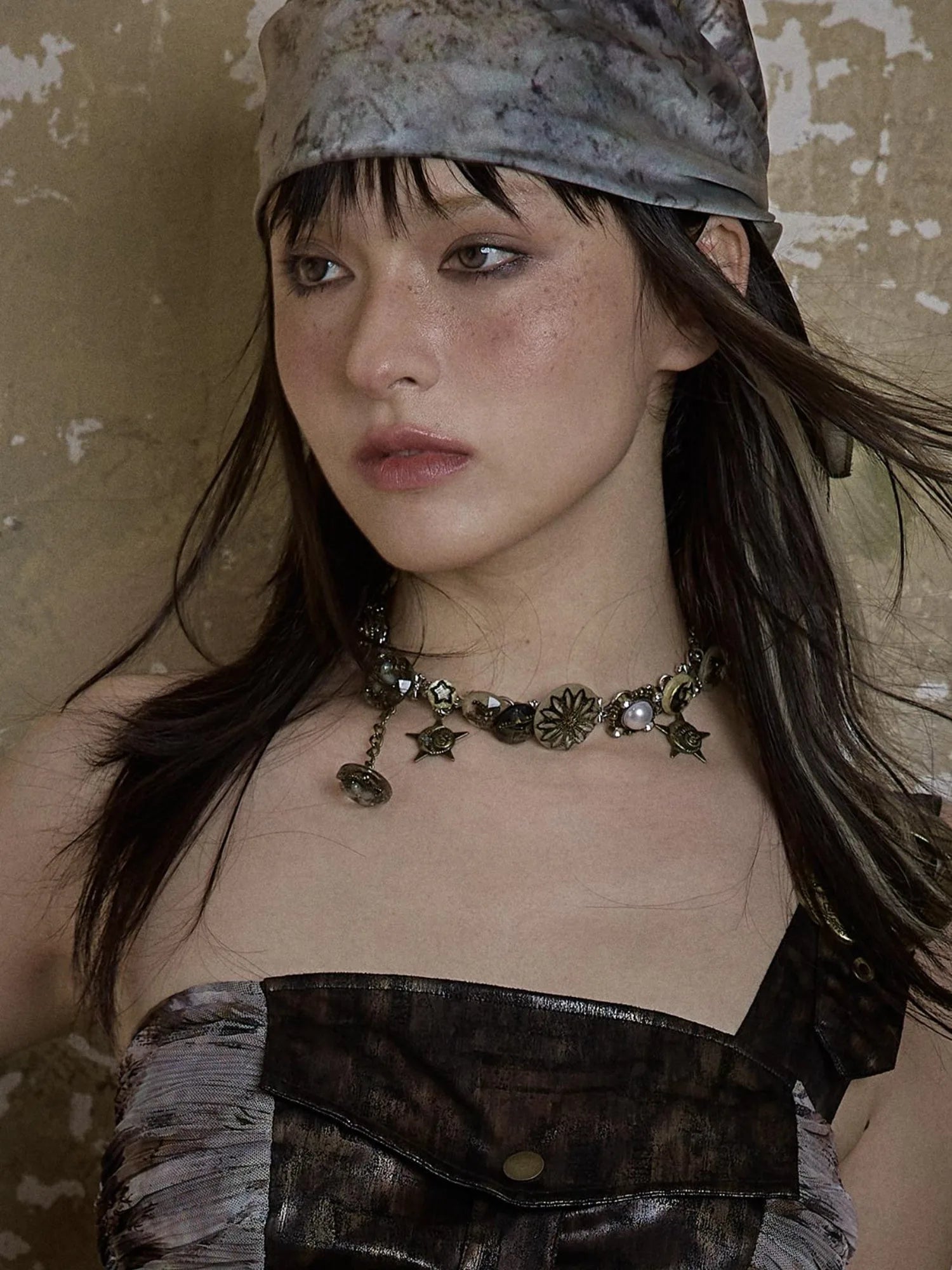 Vintage Punk Star Button Necklace For Women