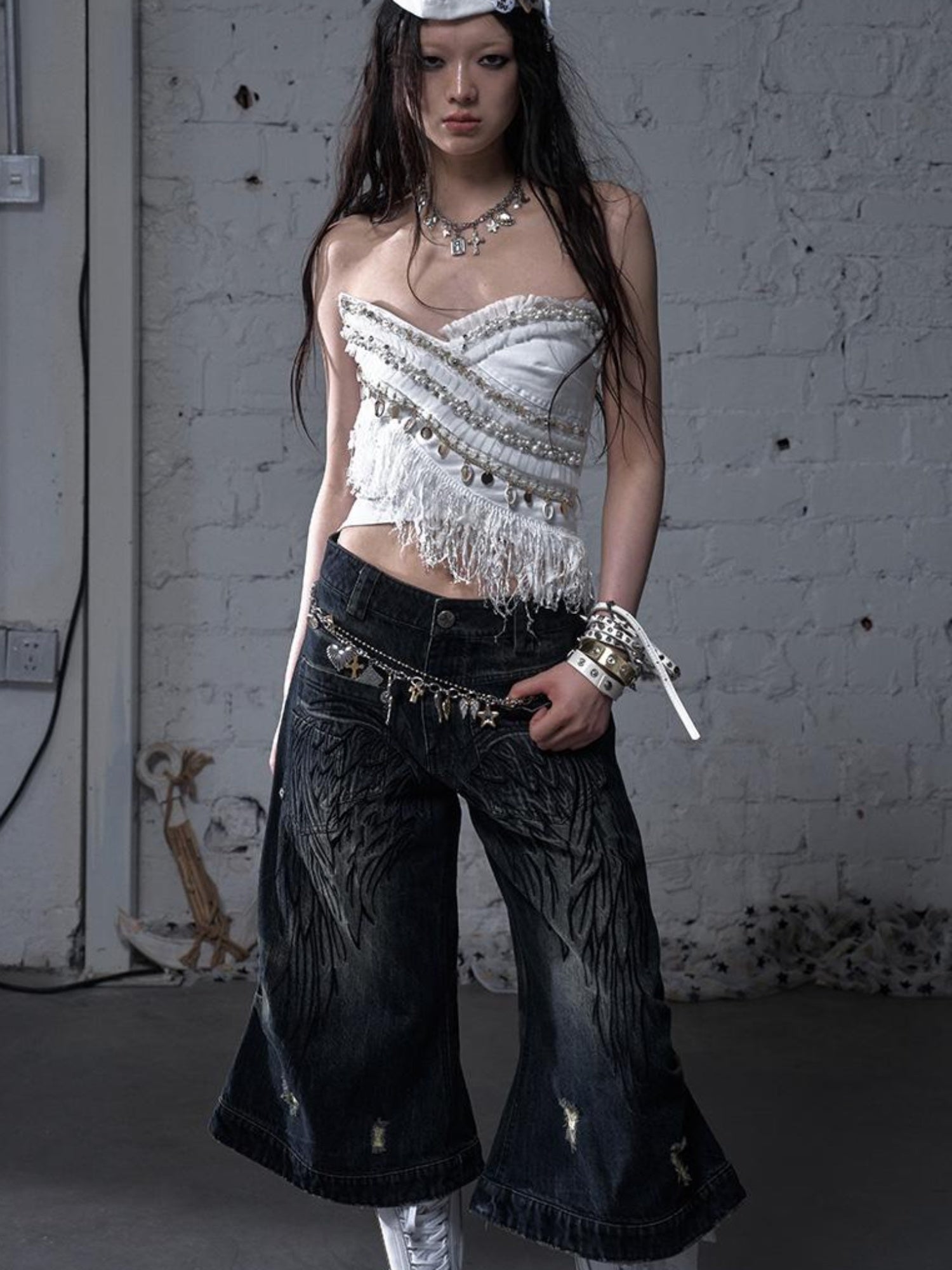 NO ROMANCE Vintage Punk Street Distressed Embroidered Wide Leg Cropped Jeans