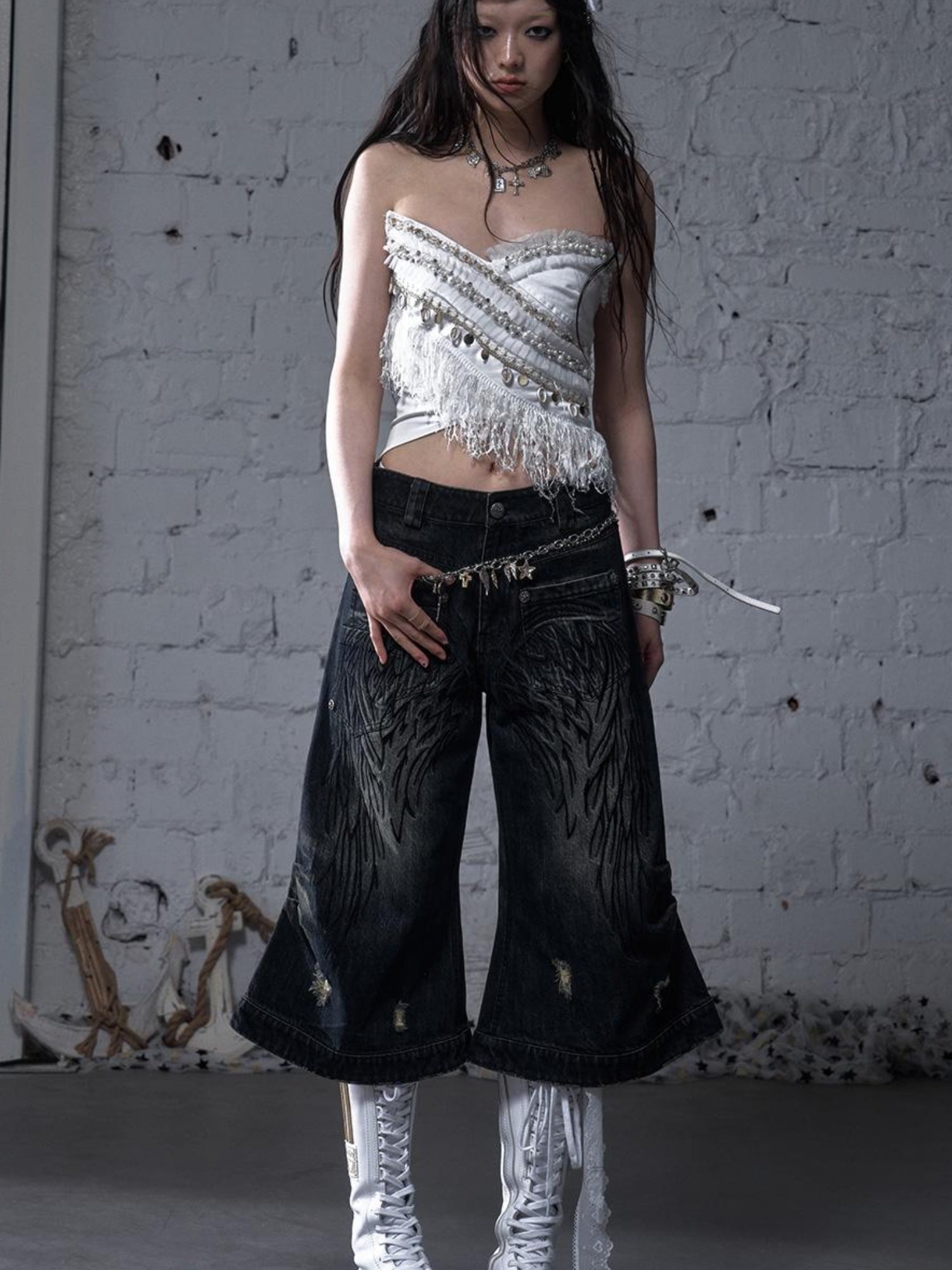 NO ROMANCE Vintage Punk Street Distressed Embroidered Wide Leg Cropped Jeans