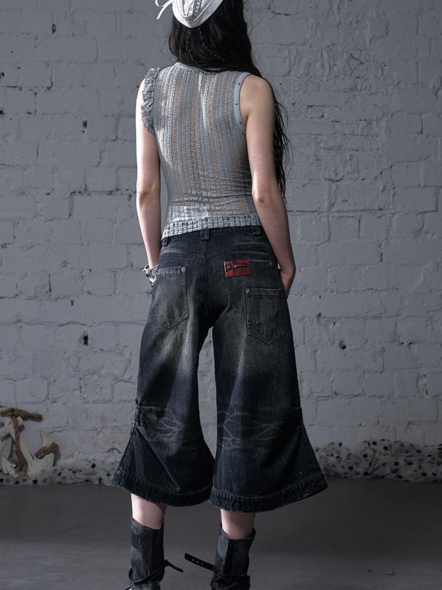 NO ROMANCE Vintage Punk Street Distressed Embroidered Wide Leg Cropped Jeans