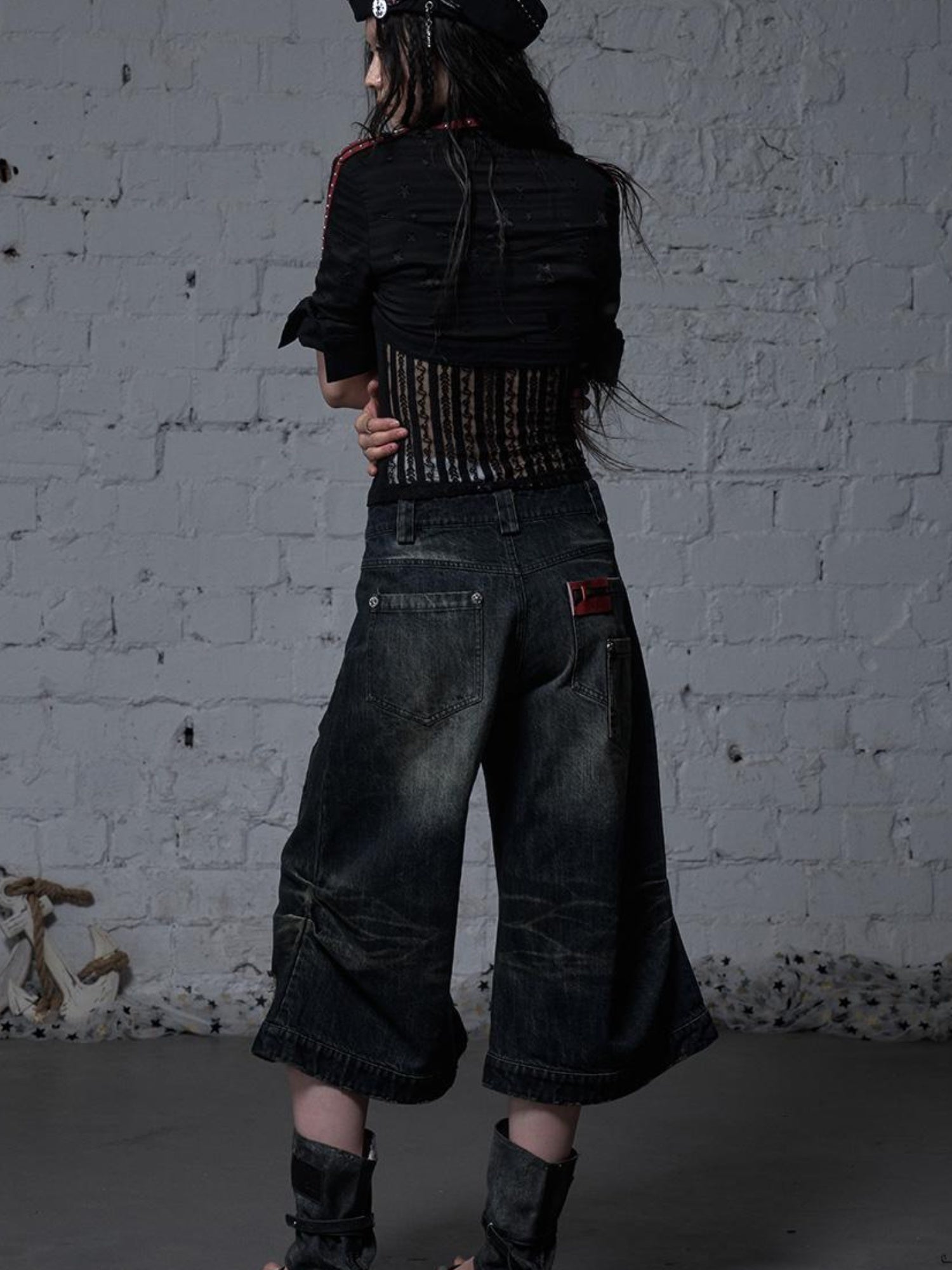 NO ROMANCE Vintage Punk Street Distressed Embroidered Wide Leg Cropped Jeans