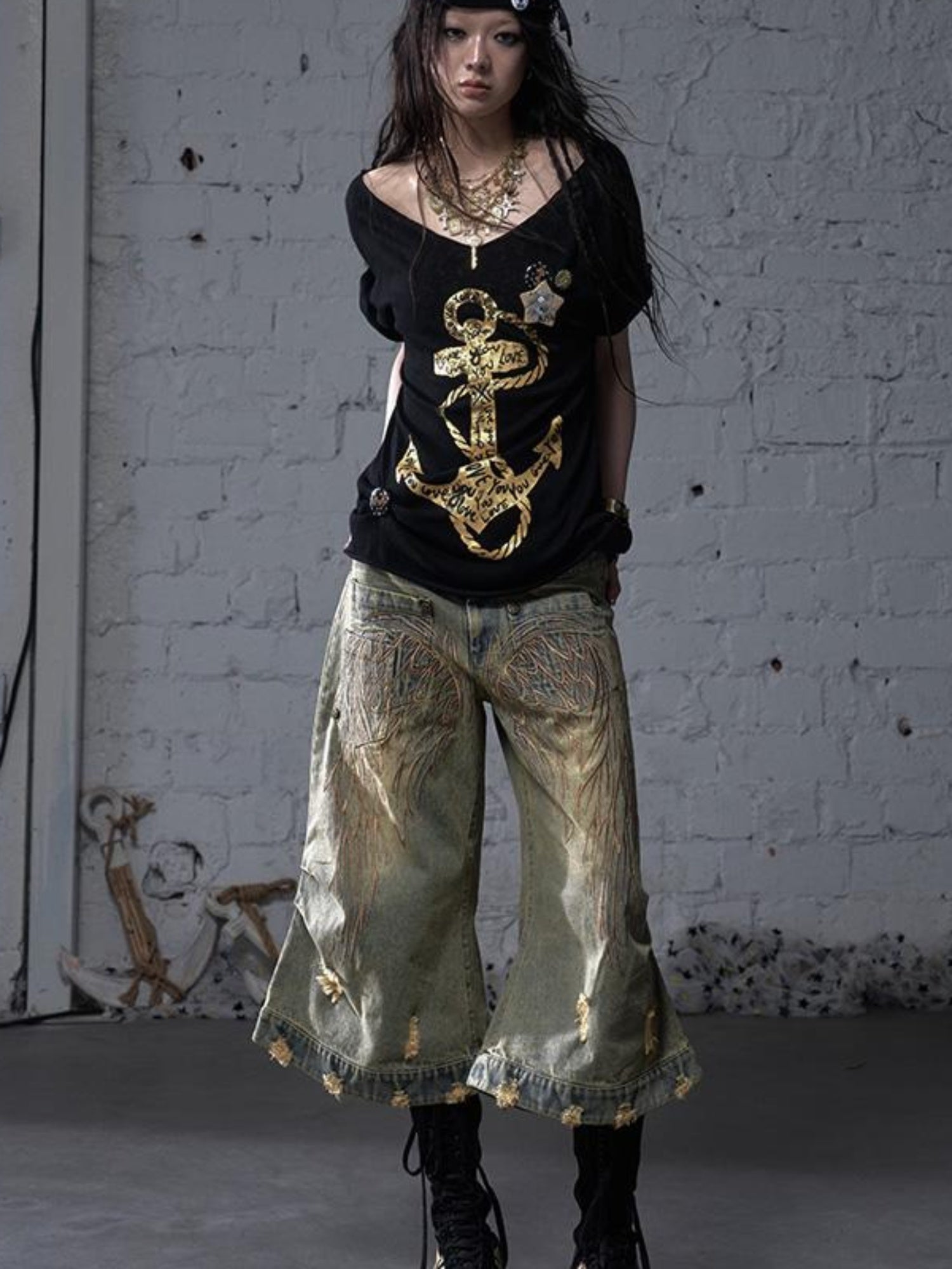 NO ROMANCE Vintage Punk Street Distressed Embroidered Wide Leg Cropped Jeans