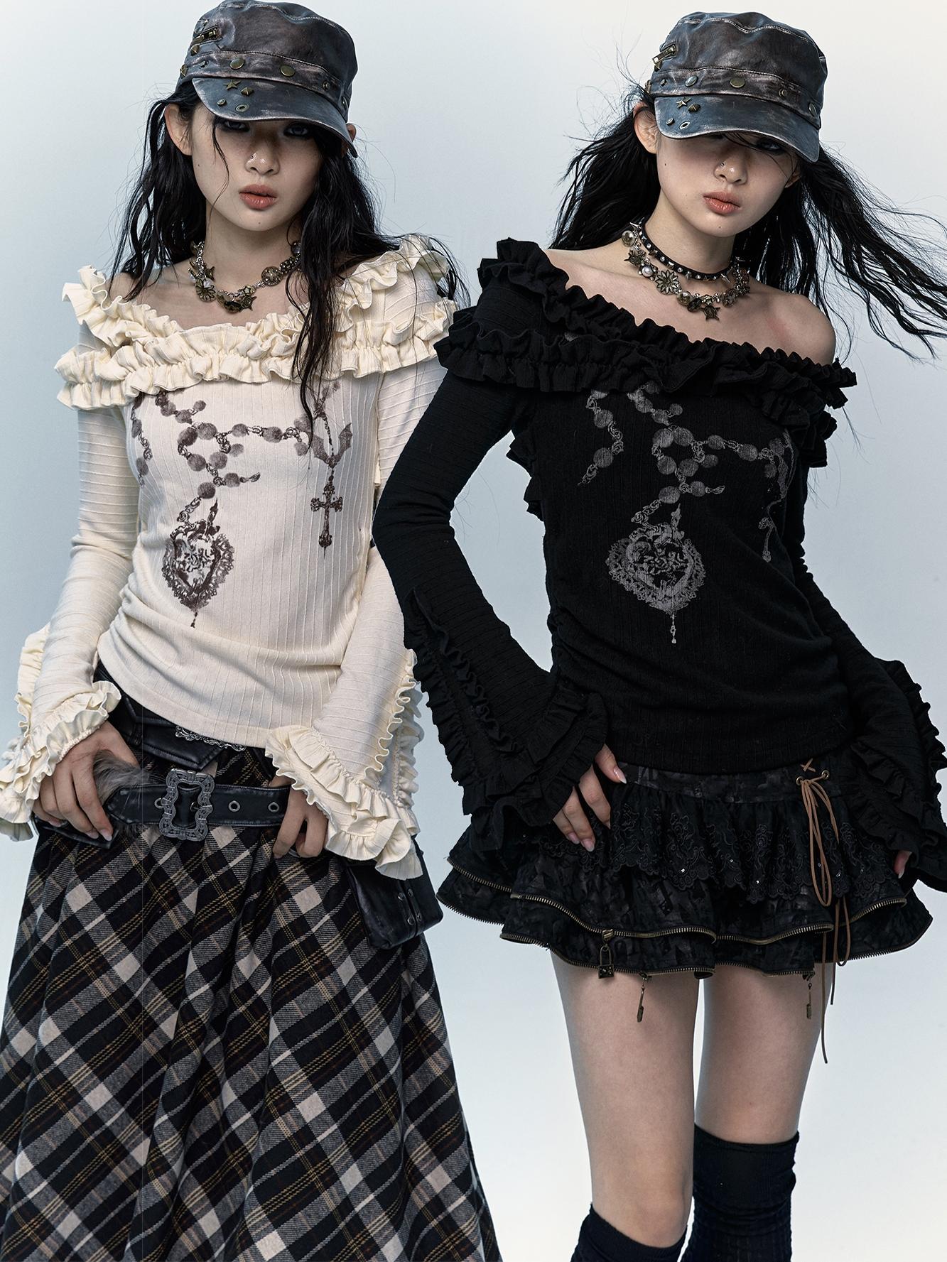 NO ROMANCE禁忌浪漫 Vintage Reversible Off-Shoulder Bell Sleeve Knit T-Shirt