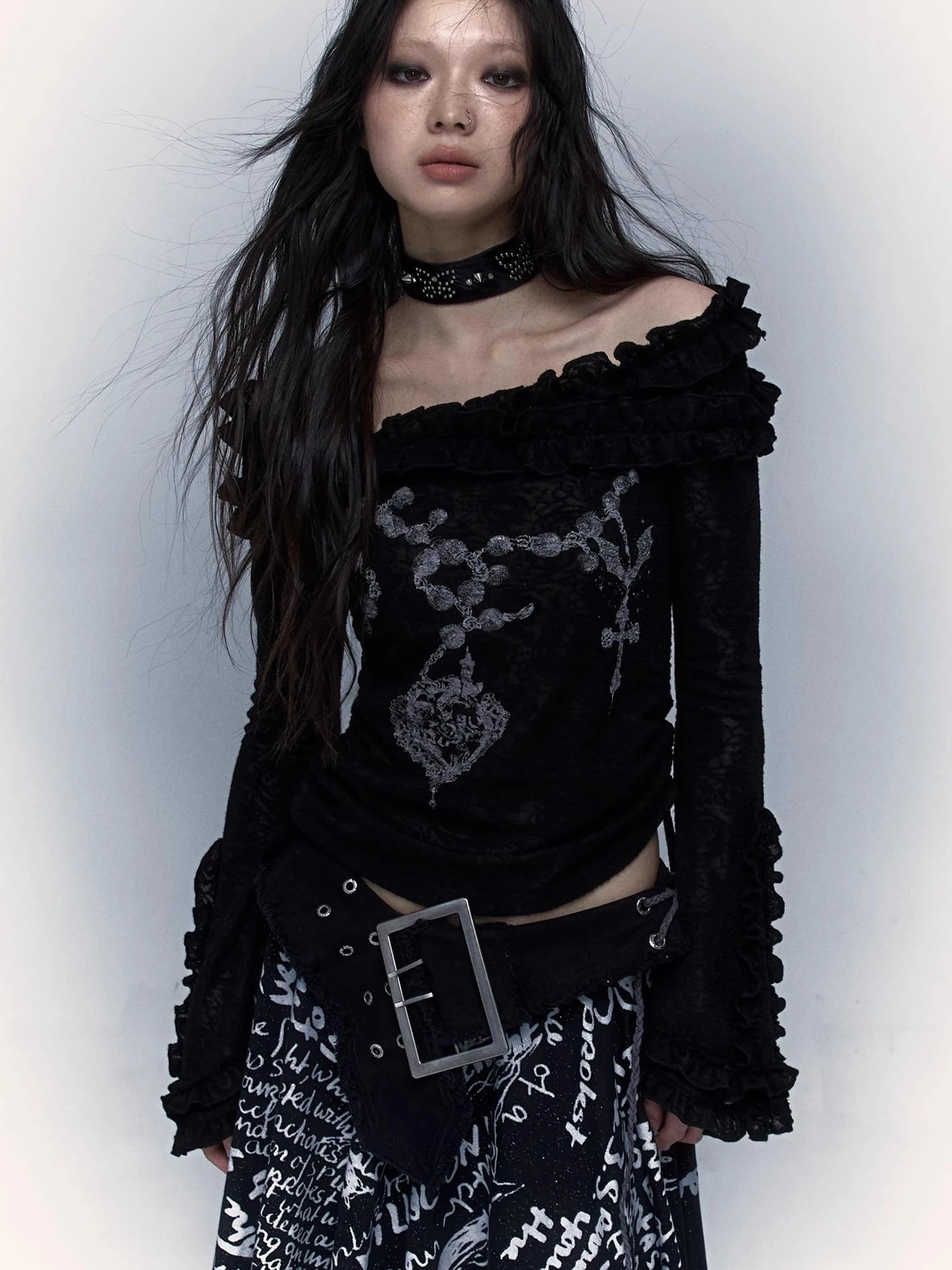 Vintage Reversible Off-Shoulder Bell Sleeve Knit T-Shirt
