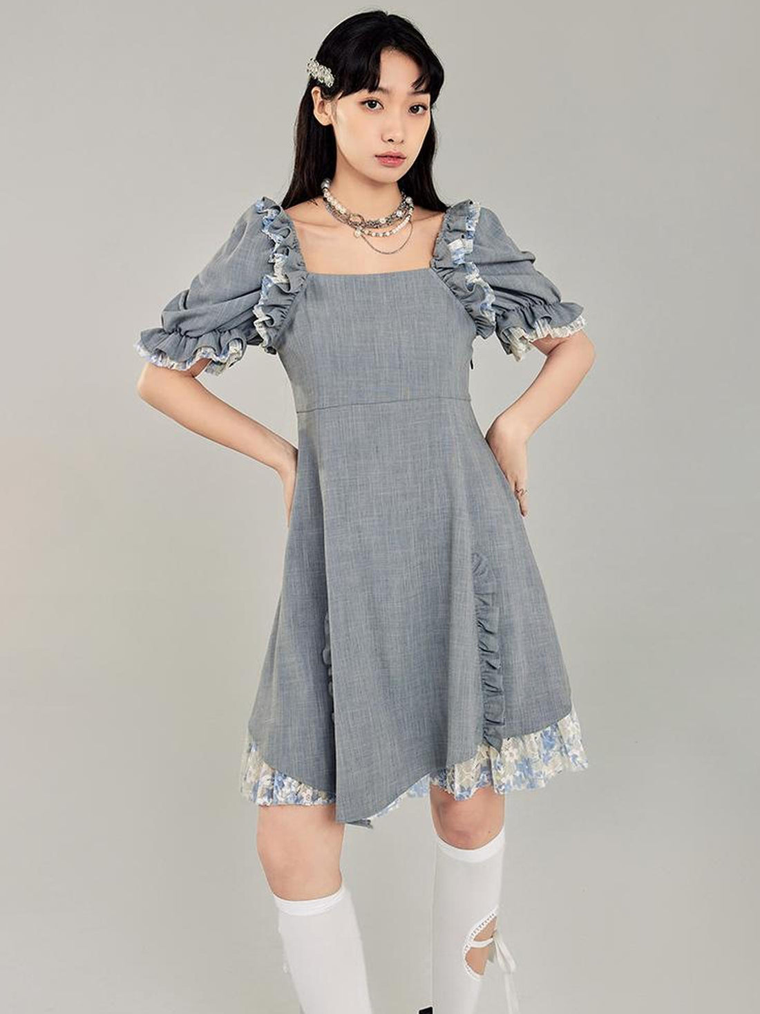 DIDDI MODA Vintage Square Neck Bubble Sleeve Dress With Ruffled Hem