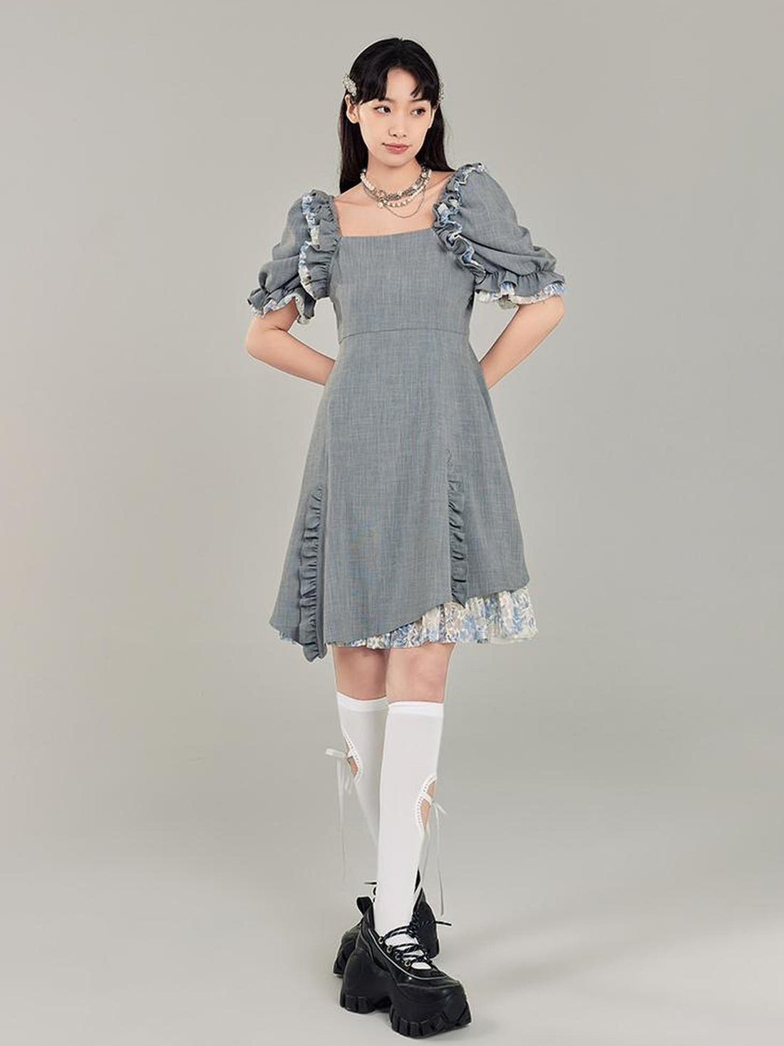 DIDDI MODA Vintage Square Neck Bubble Sleeve Dress With Ruffled Hem