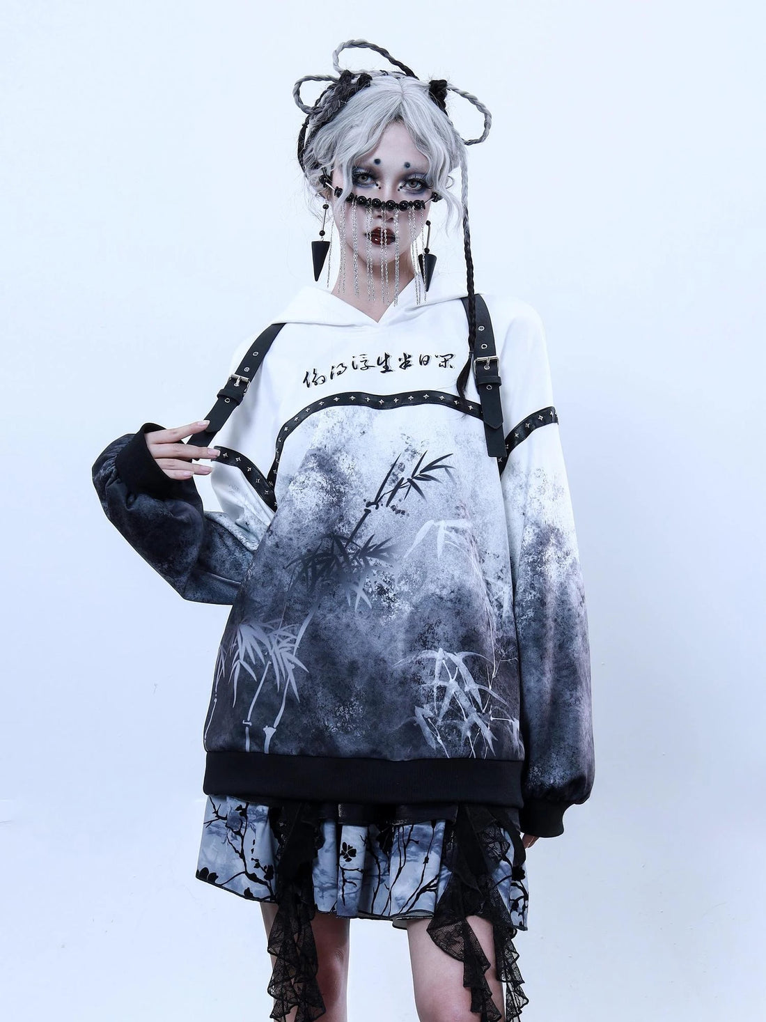 Virtual Orbit Chinese Ink Bamboo Embroidered Hoodie With Detachable Leather Buckle