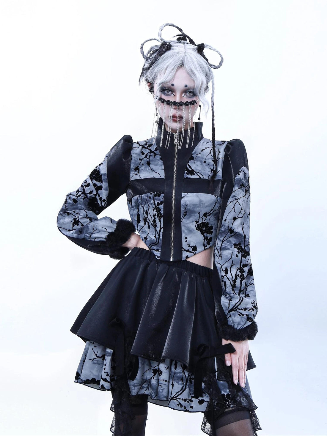 Virtual Orbit Embroidered Plum Blossom Tie Dye Lace Layered Mini Skirt