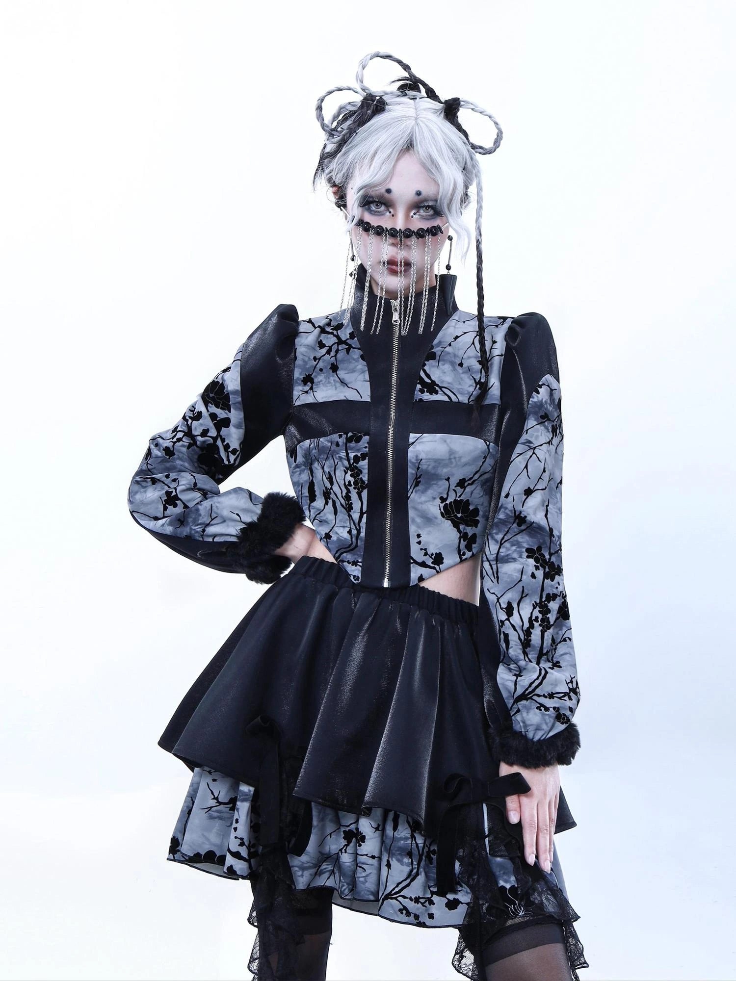 Virtual Orbit Embroidered Plum Blossom Tie Dye Lace Layered Mini Skirt