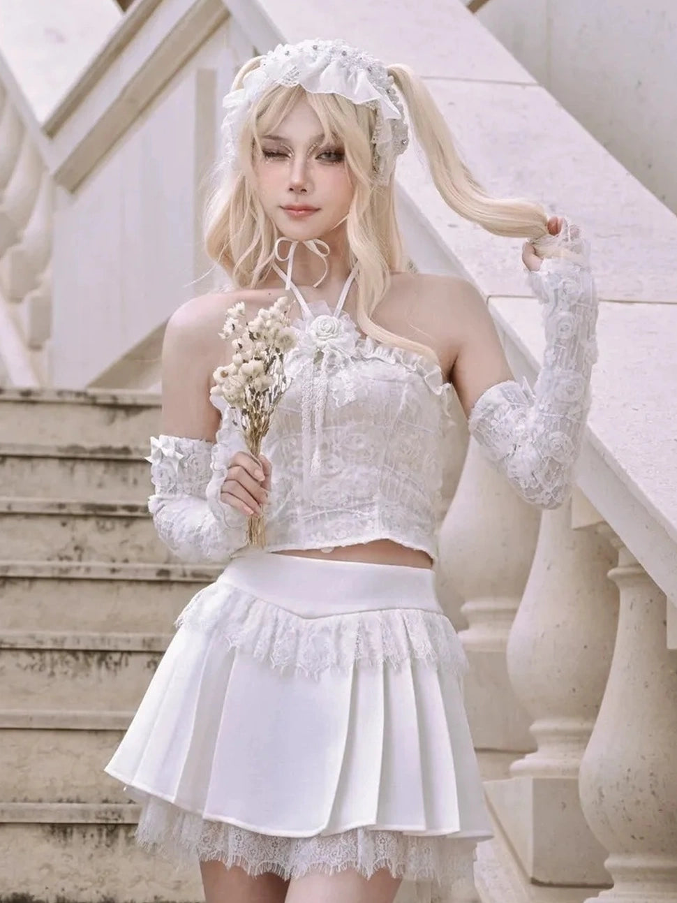 Virtual Orbit Floral Lace Camisole Pleated Skirt Set