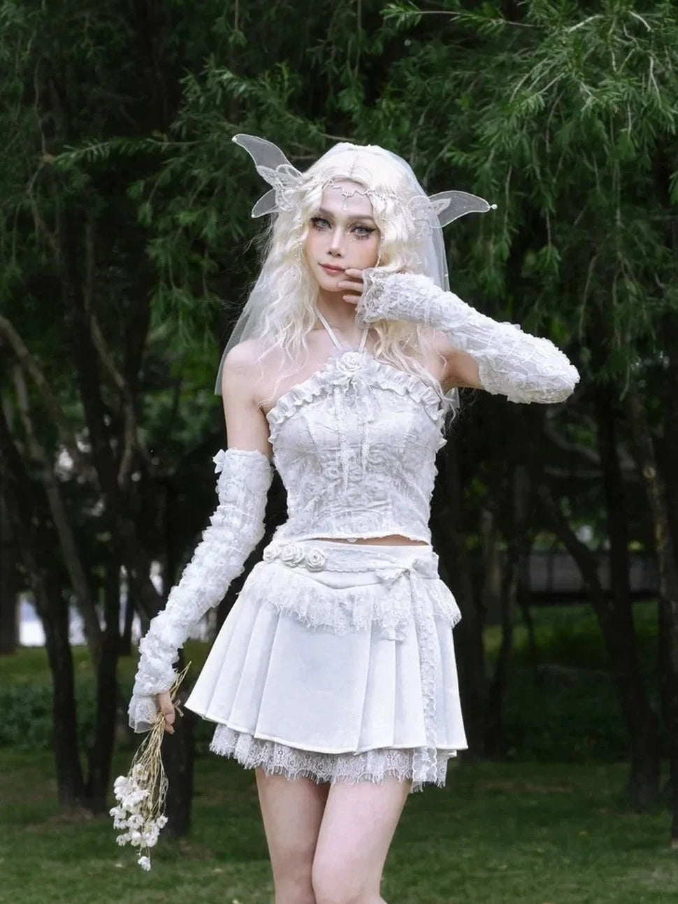 Virtual Orbit Floral Lace Camisole Pleated Skirt Set