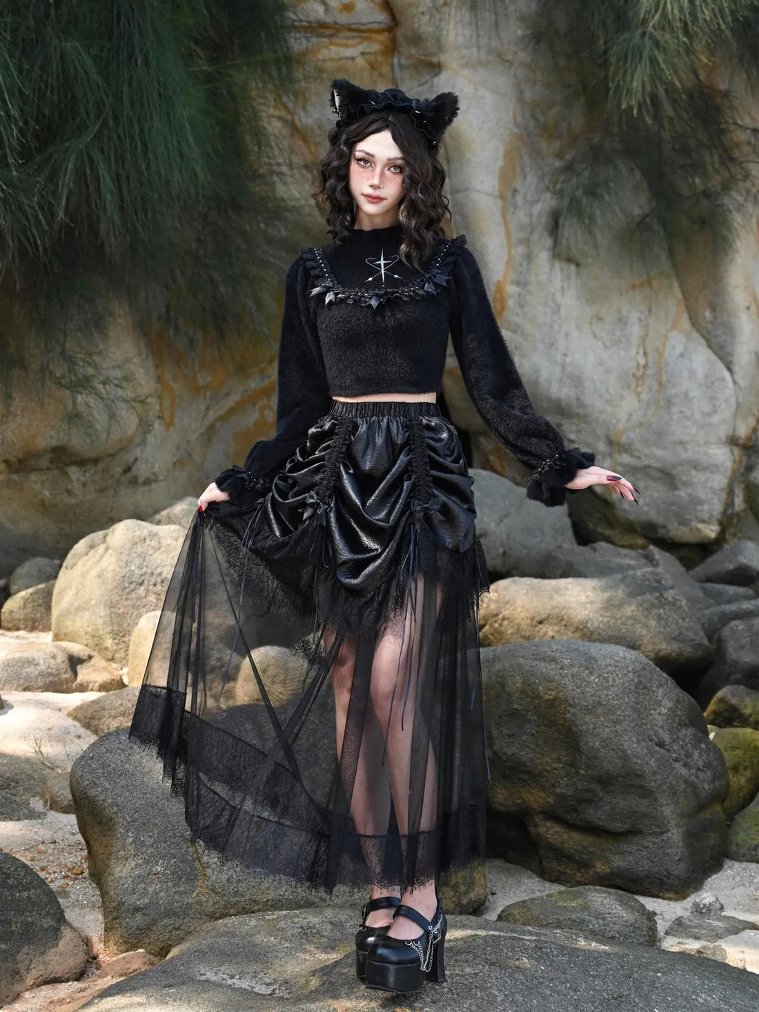 Virtual Orbit Flowy Black White Bow Lace Knit Sweater