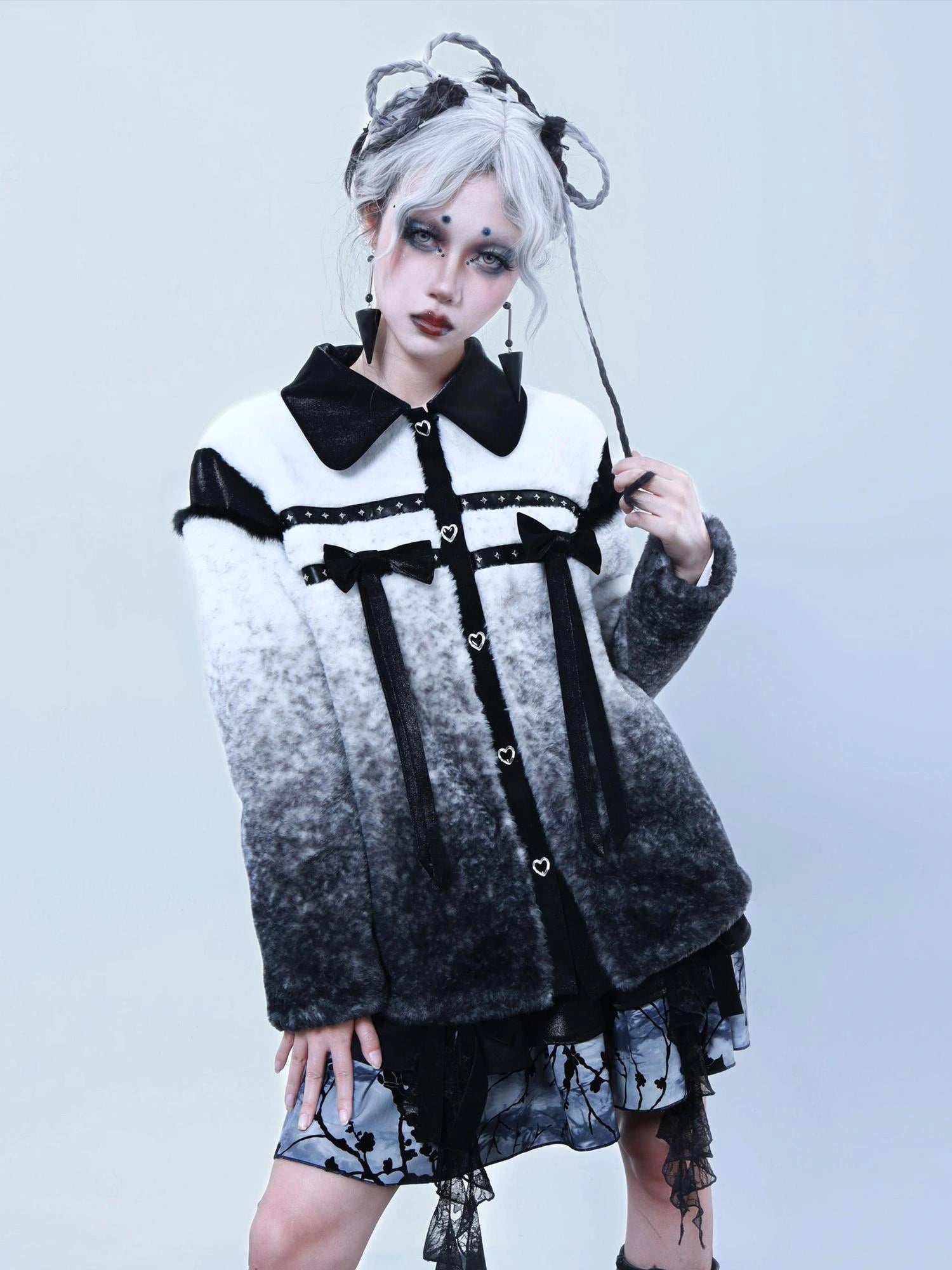 Virtual Orbit Gradient Rabbit Fur Style Bow Jacket