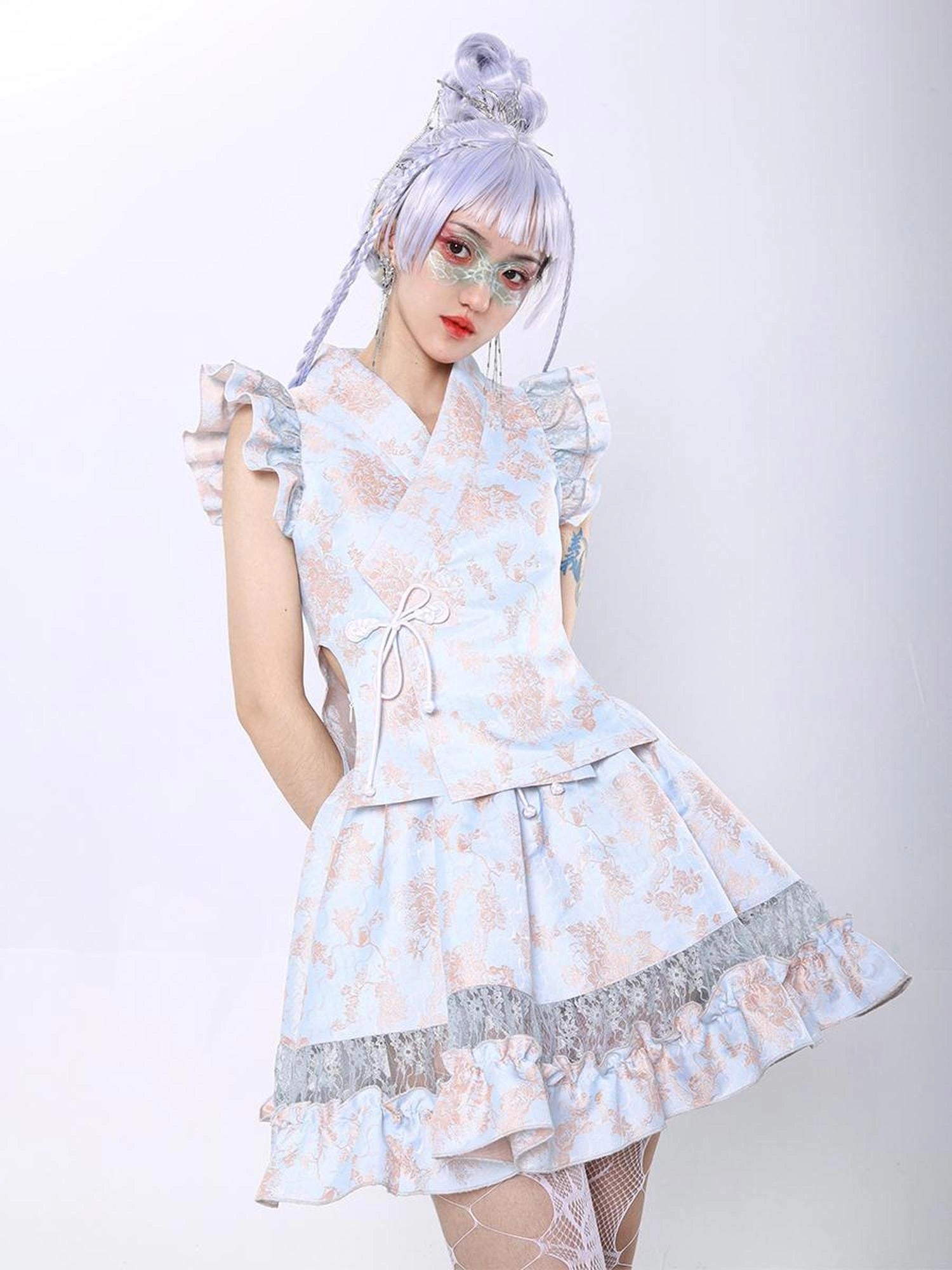 Virtual Orbit Hallucination Embroidered Collar Top V-neck T-shirt Long Sleeve