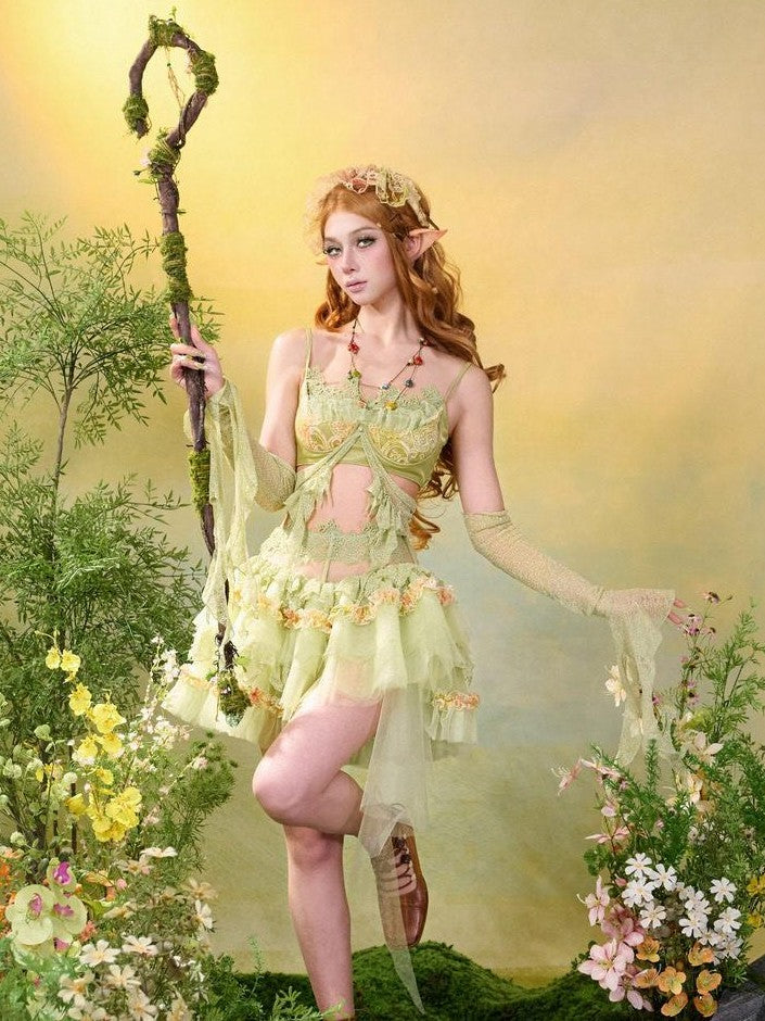 Virtual Orbit Twilight Forest Botanical Floral Slim Crop Women&