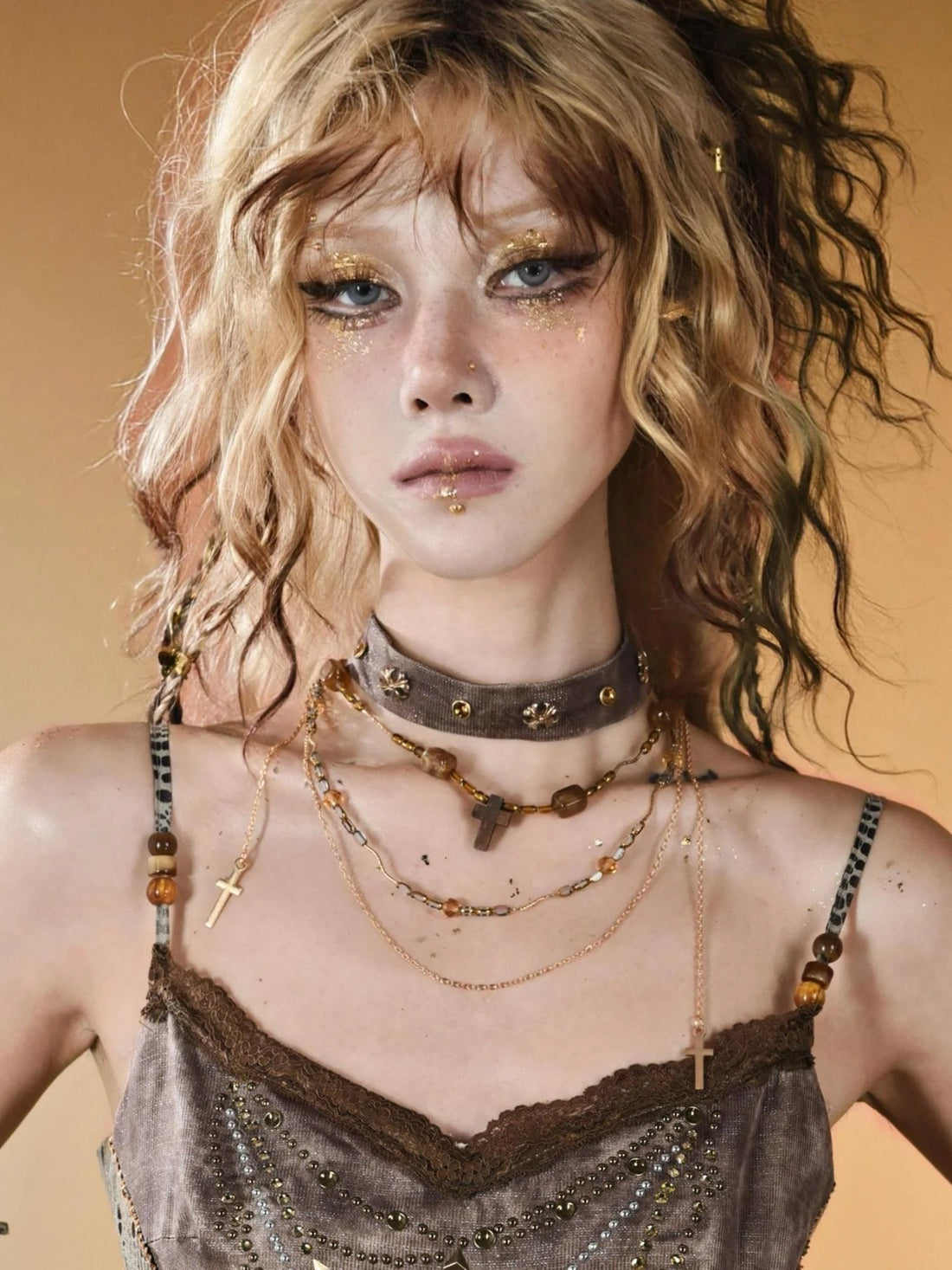 Virtual Orbit Vintage Gilded Snake Rivet Beaded Choker Set