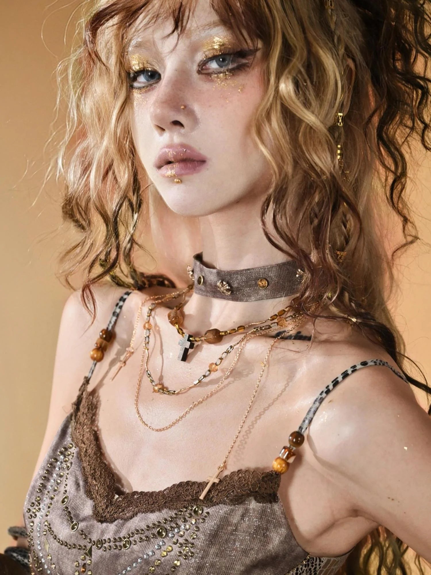 Virtual Orbit Vintage Gilded Snake Rivet Beaded Choker Set