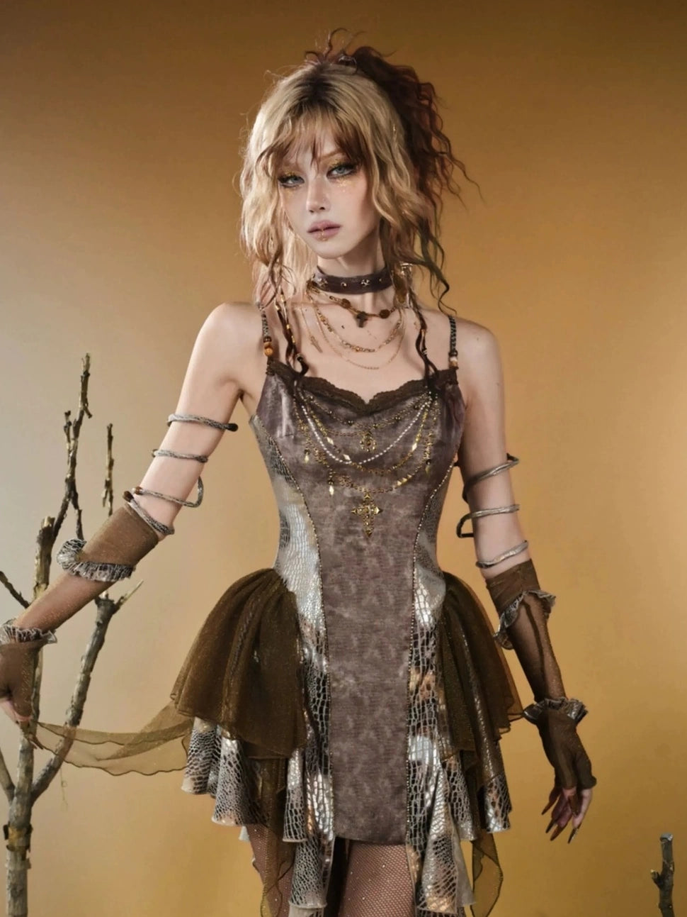 Virtual Orbit Vintage Gilded Snake Rivet Beaded Choker Set