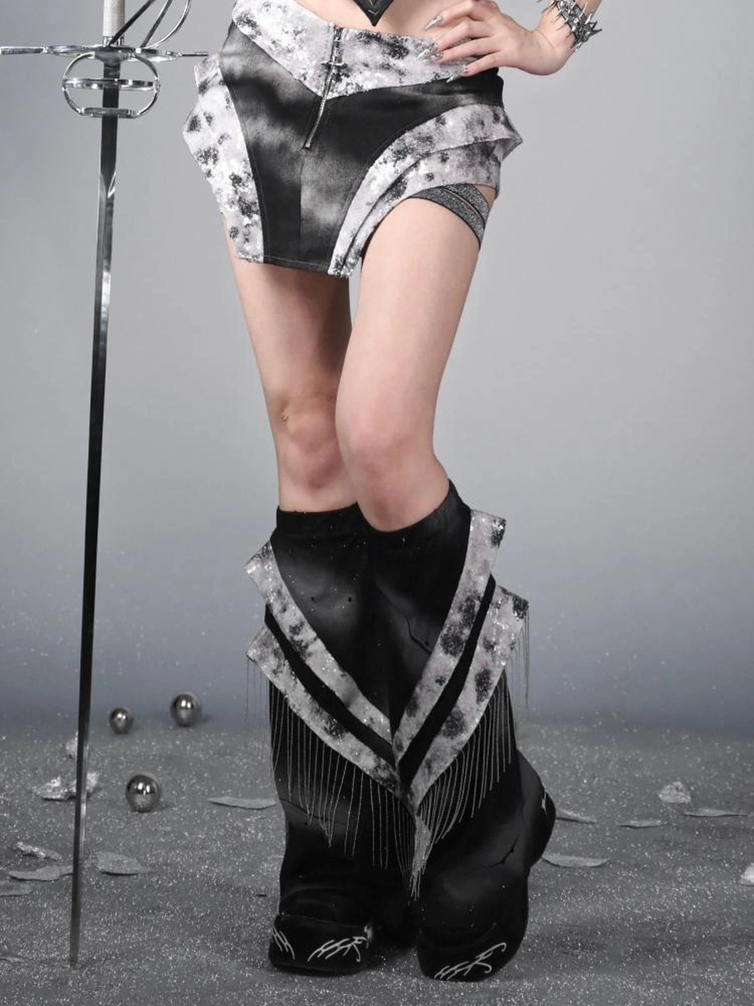 Virtual Orbit Y3k Cyberpunk Metal Fringe Leg Warmers