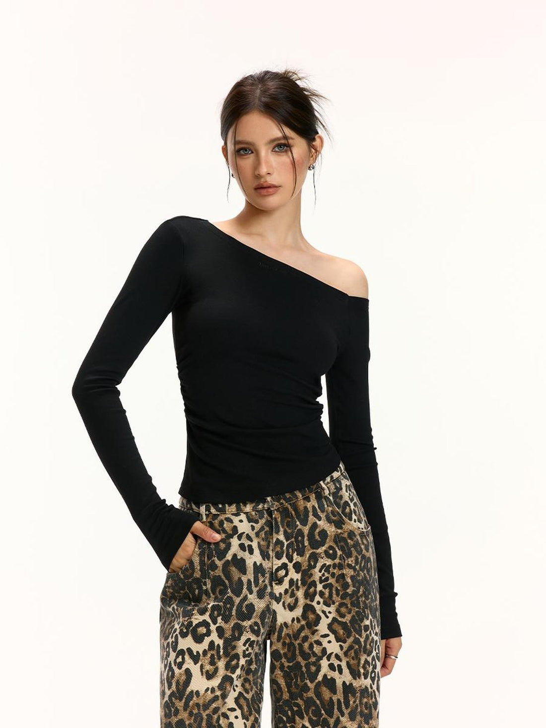 Vone SheeE American Retro Asymmetrical Shoulder Solid Slim Fit Women&