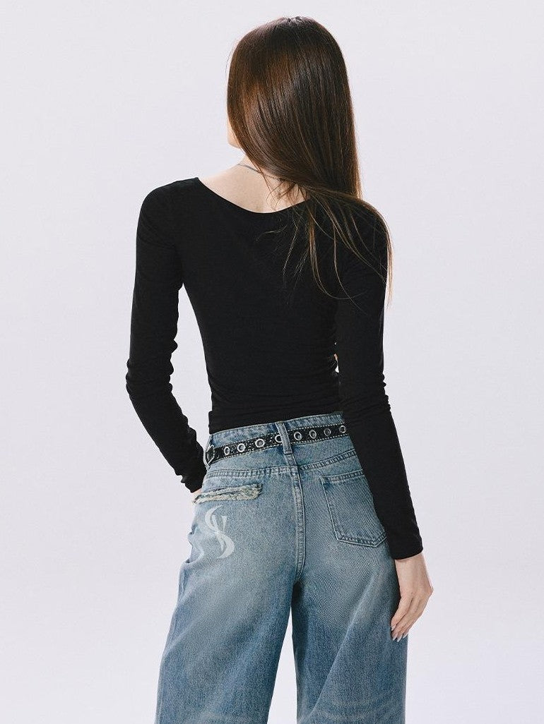 Vone SheeE Black V-neck Slim Fit Women&