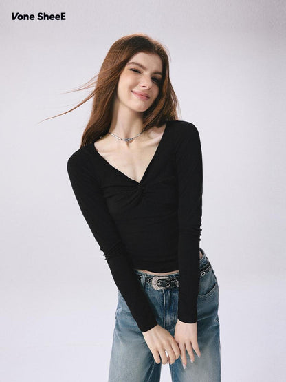 Vone SheeE Black V-neck Slim Fit Women&