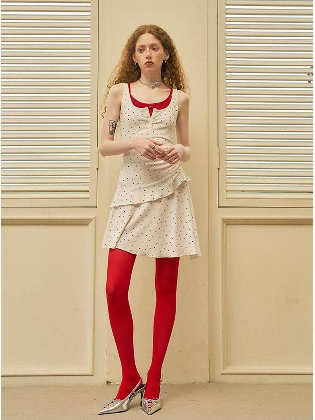 DIDDI MODA Waist Cinching Dot Bow Sleeveless Bodycon Dress