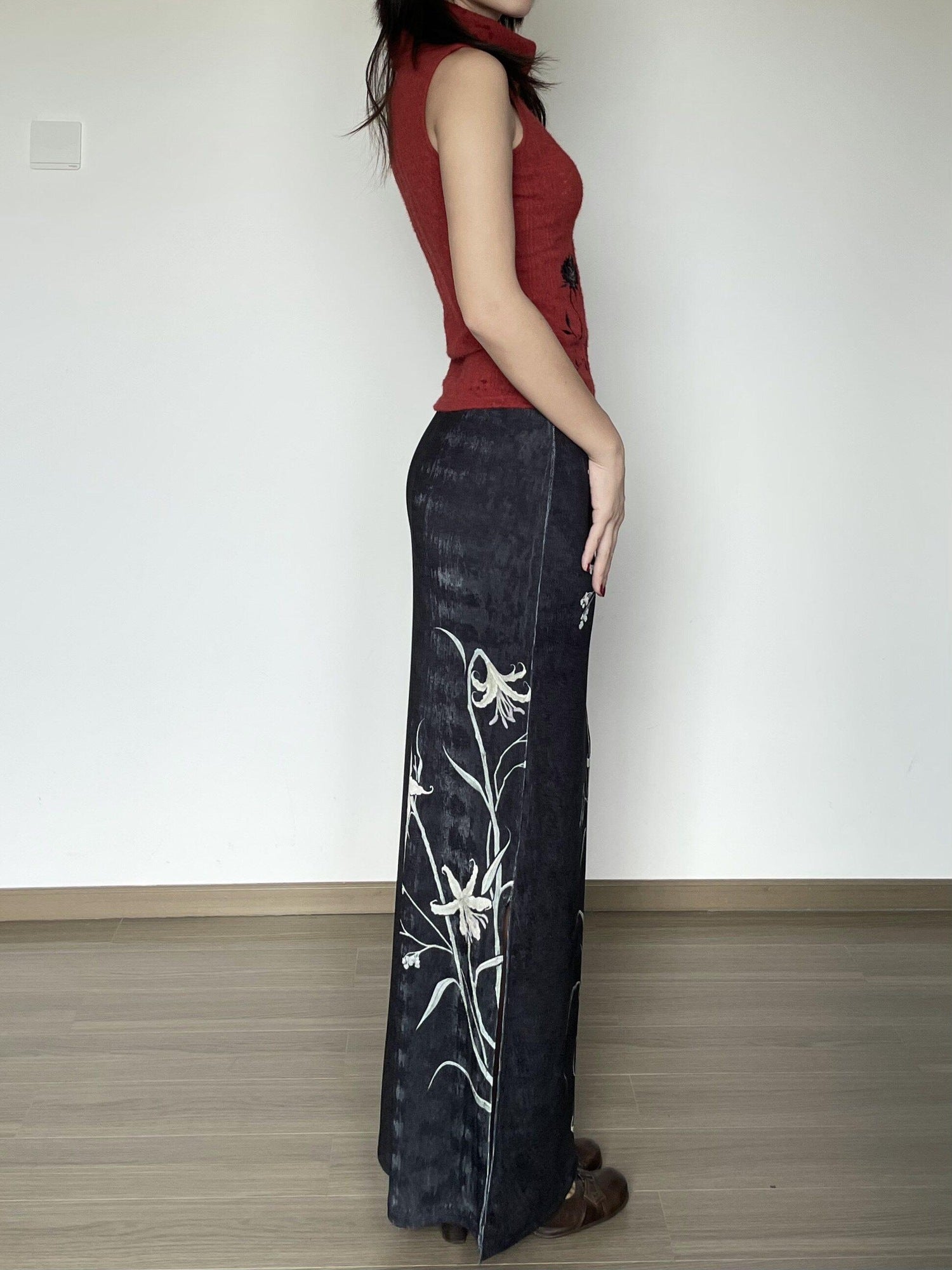 Wet Tail Breathable Vintage Qipao Low Slit Casual Black Floral Stretch Maxi Skirts