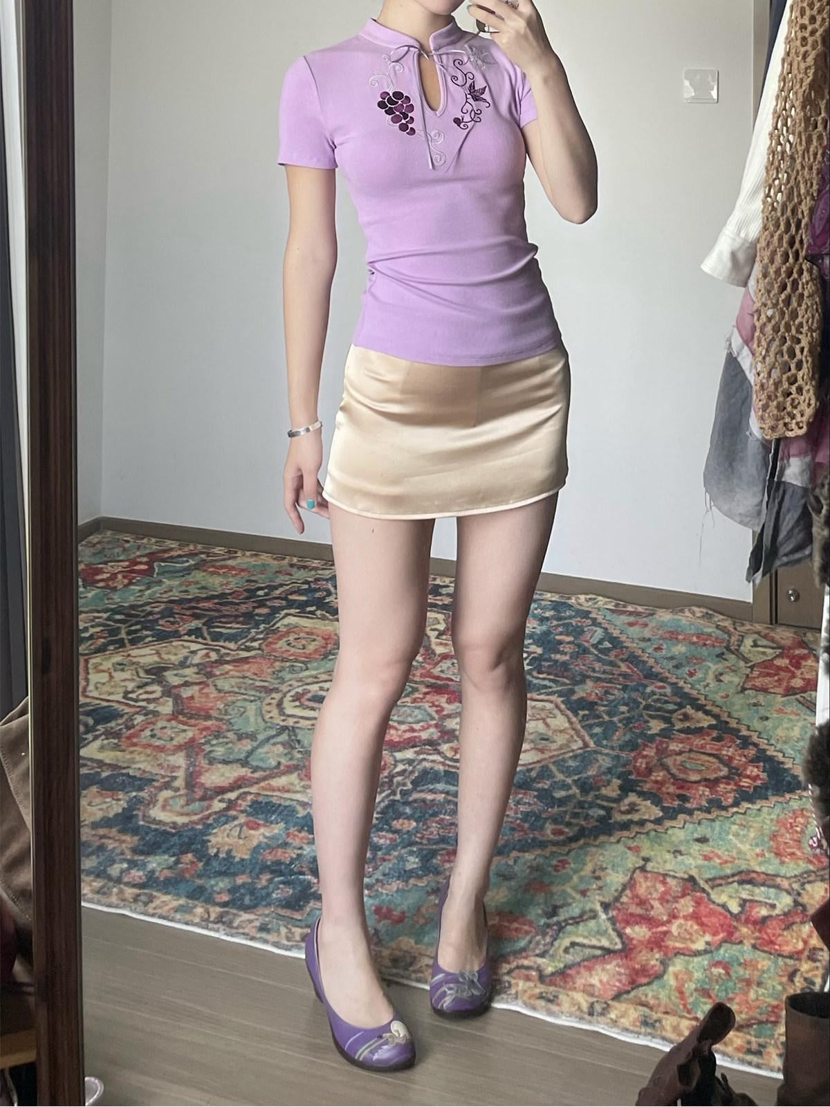 Wet Tail Gold Stretch Low Rise Heiress Luxe A Line Straight Cut Women Travel Mini Skirts