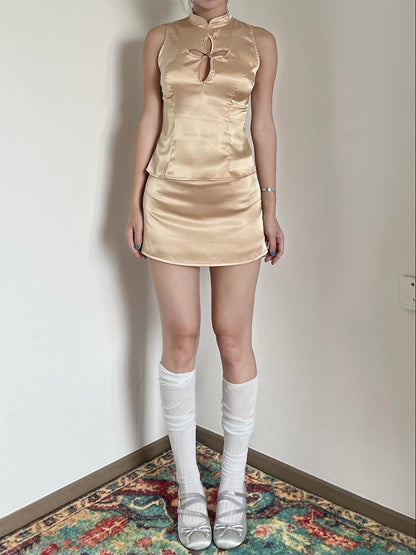 Wet Tail Gold Stretch Low Rise Heiress Luxe A Line Straight Cut Women Travel Mini Skirts