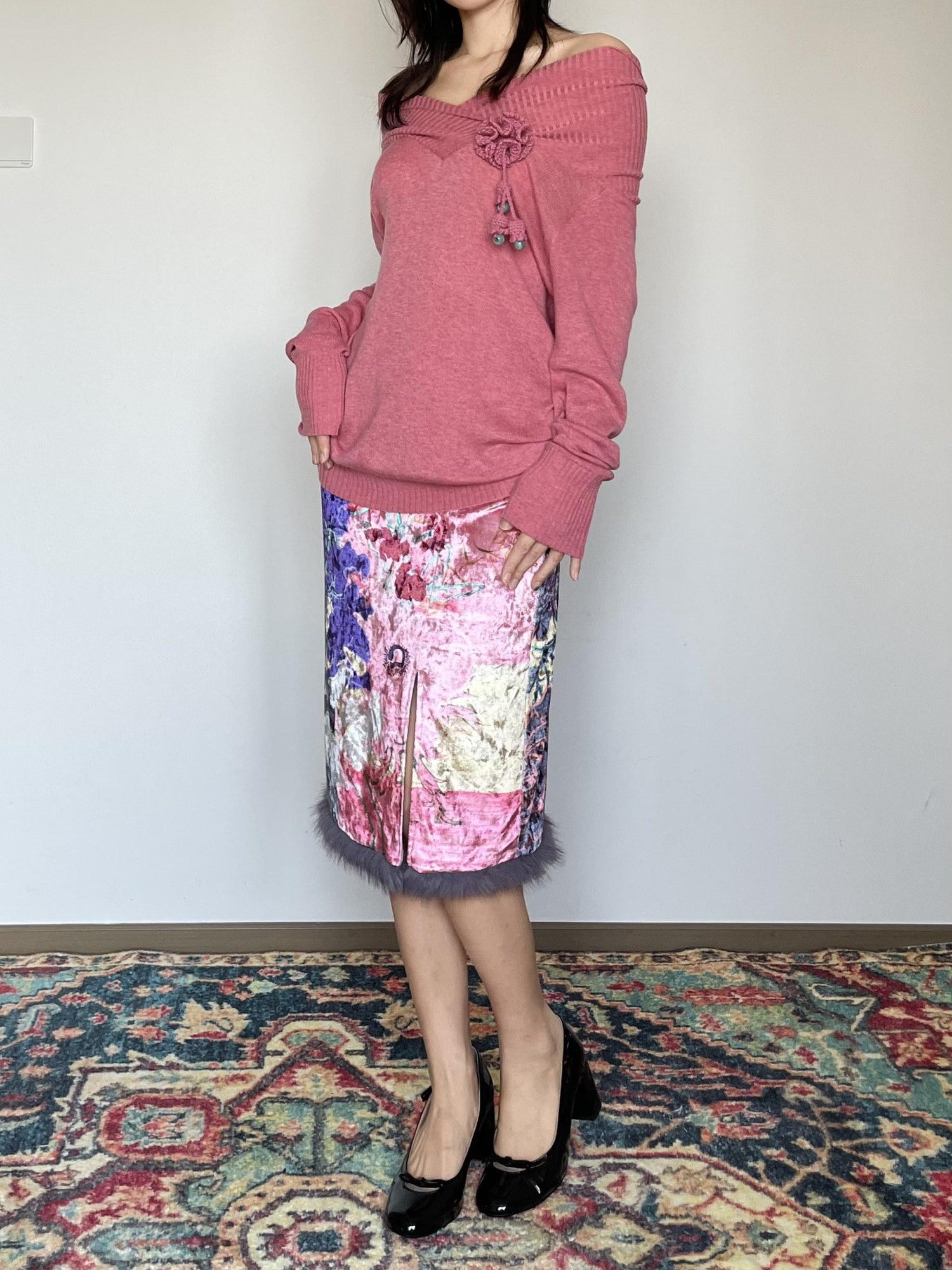 Wet Tail Vintage Loose Fit Pullover Anemone Bouquet Floral Women&
