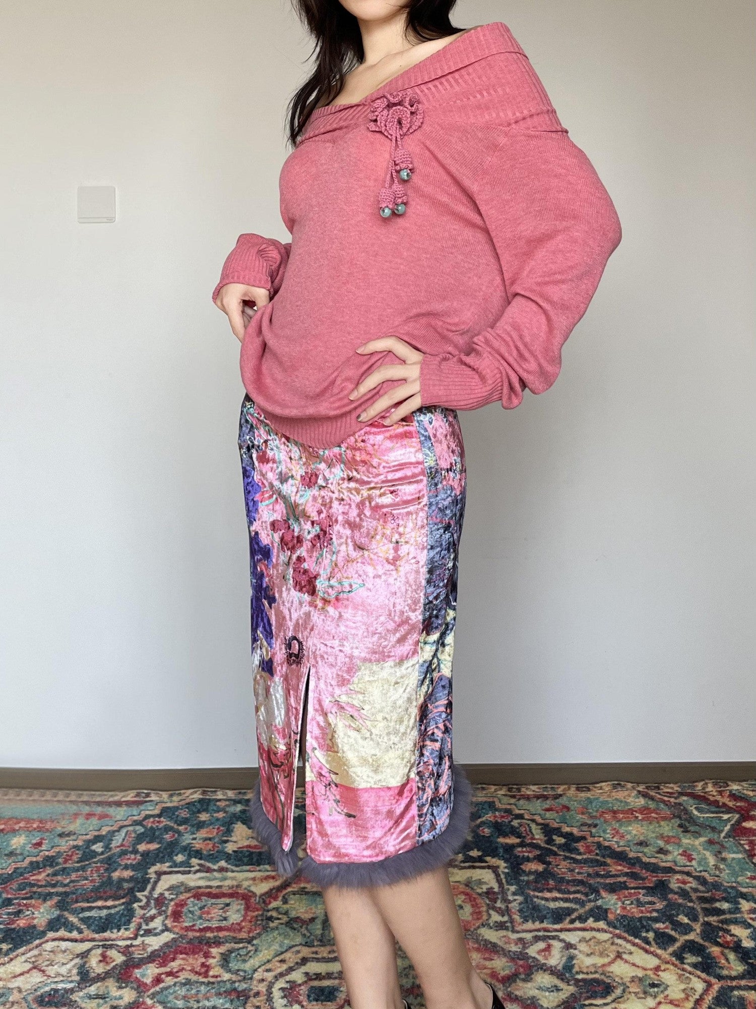 Wet Tail Vintage Loose Fit Pullover Anemone Bouquet Floral Women&