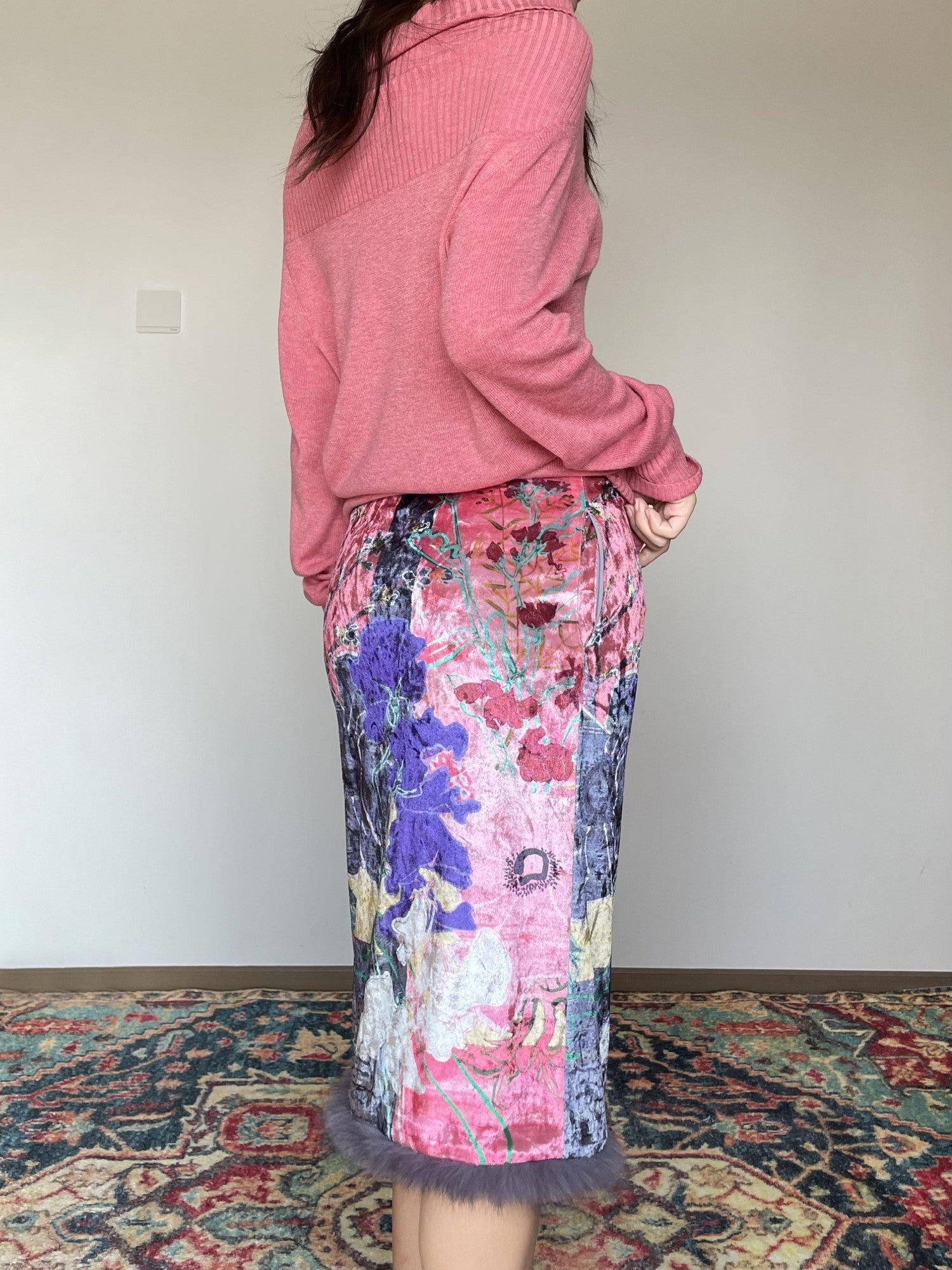 Wet Tail Vintage Loose Fit Pullover Anemone Bouquet Floral Women&